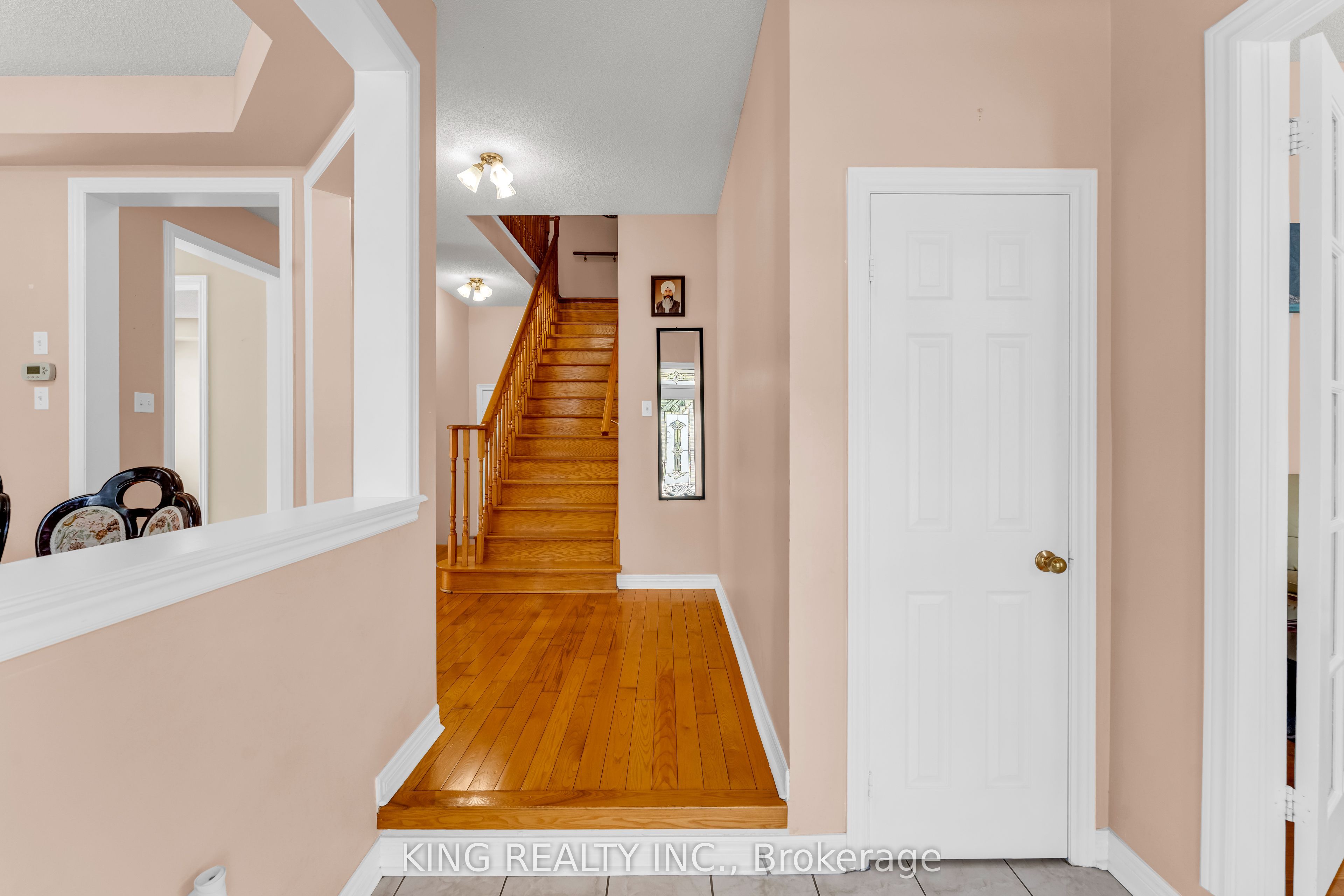 100 Pantomine Boulevard Property Photo 7