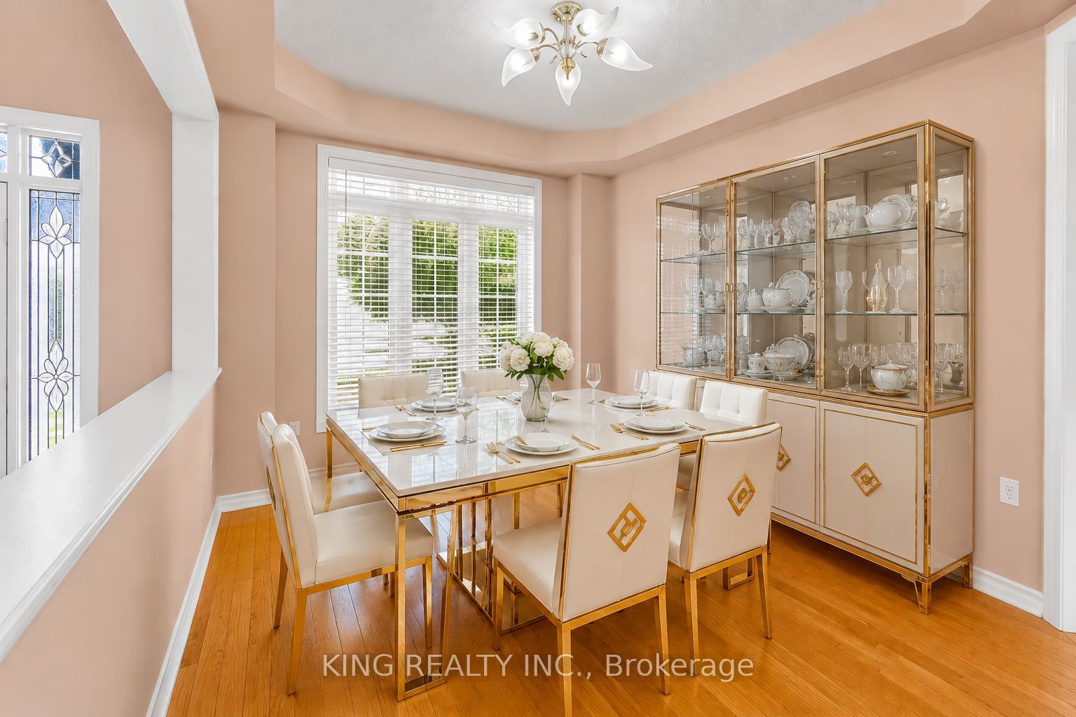 100 Pantomine Boulevard Property Photo 12