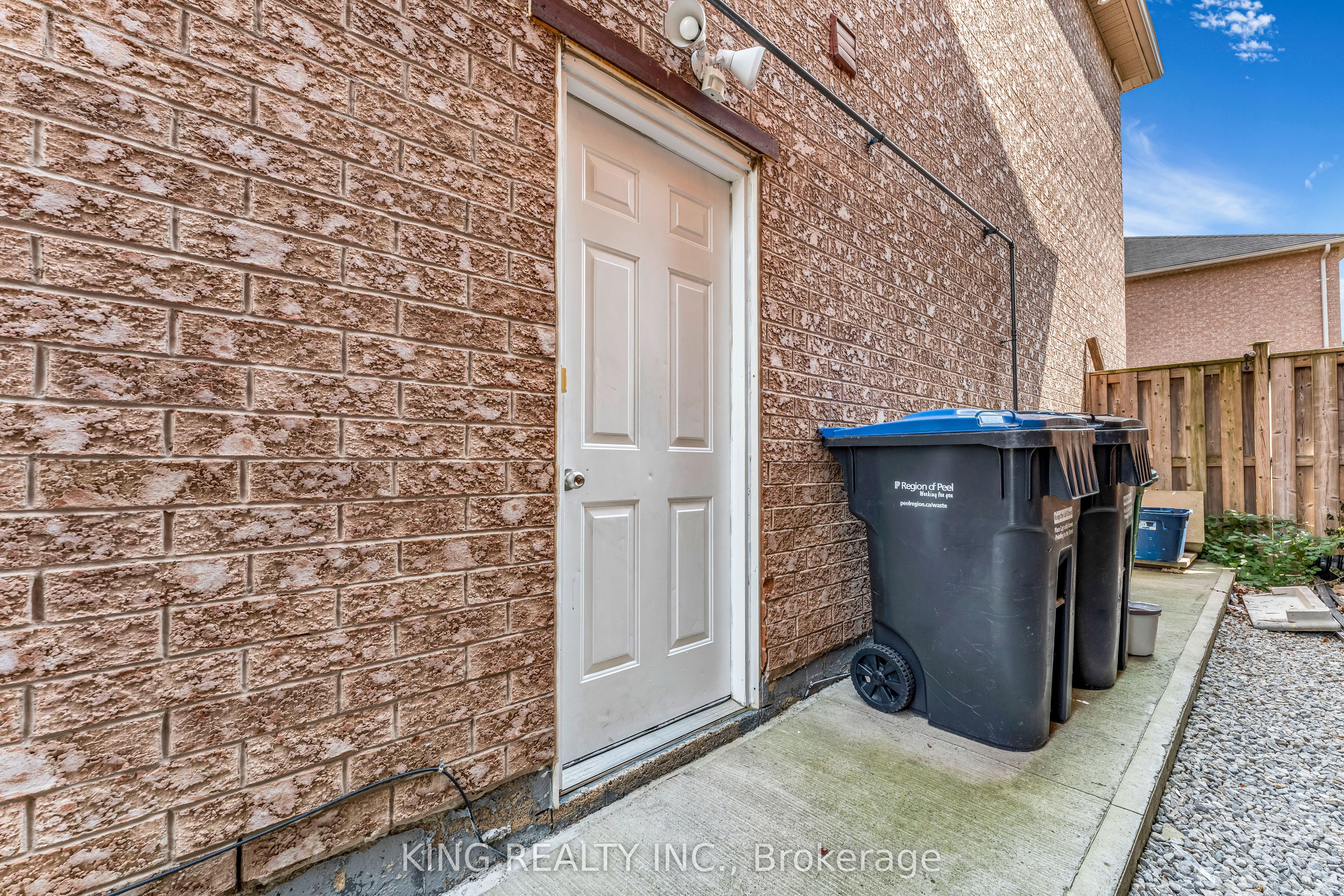 100 Pantomine Boulevard Property Photo 30
