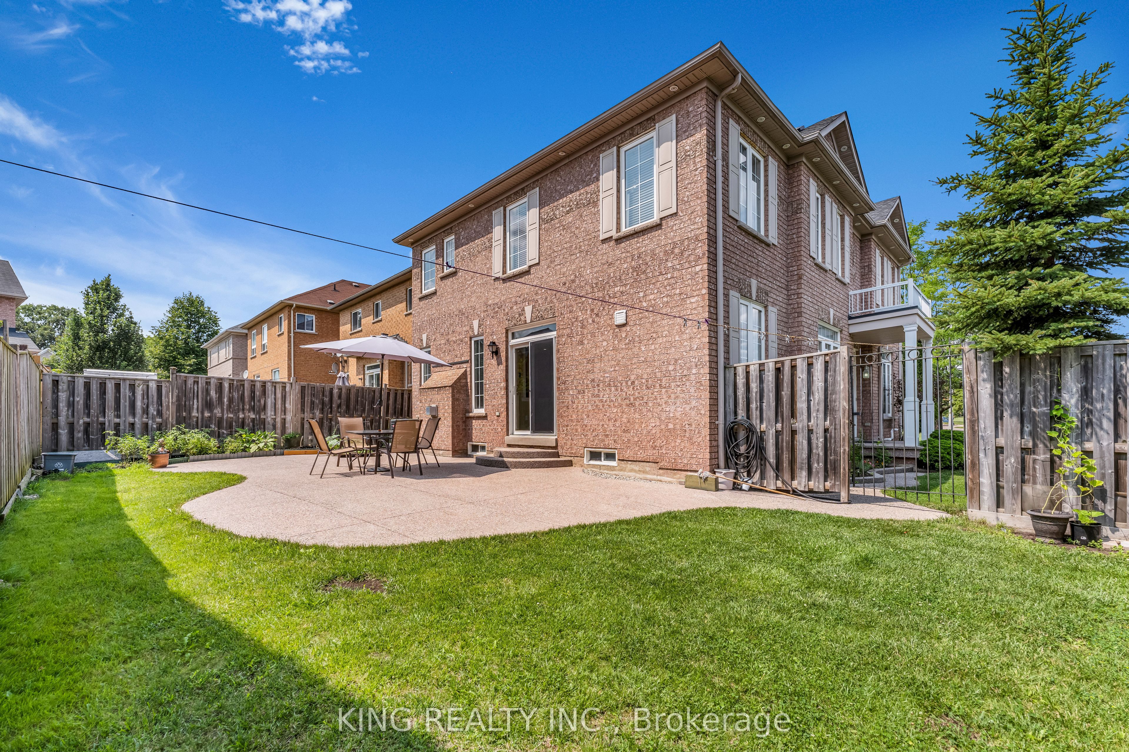 100 Pantomine Boulevard Property Photo 33
