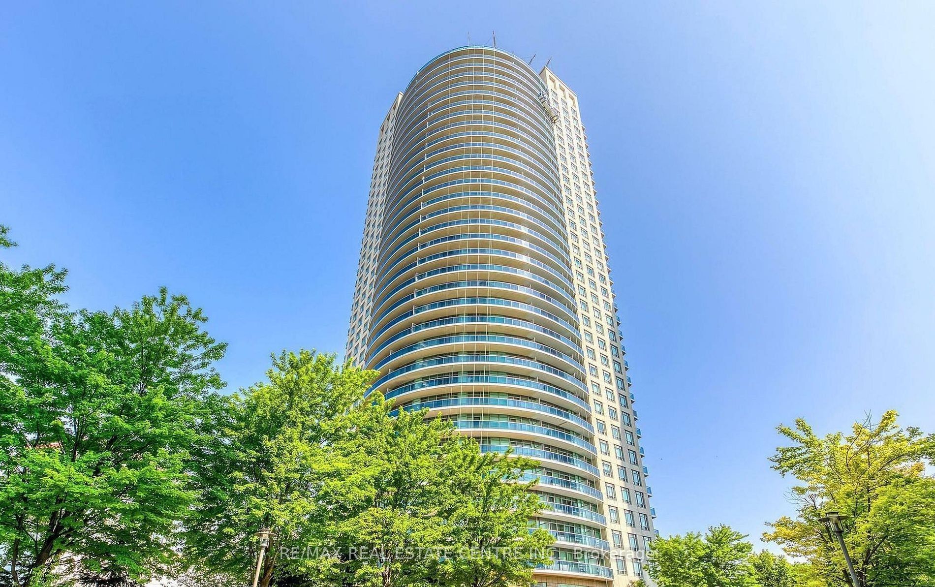80 Absolute Avenue 1202 Property Photo 1