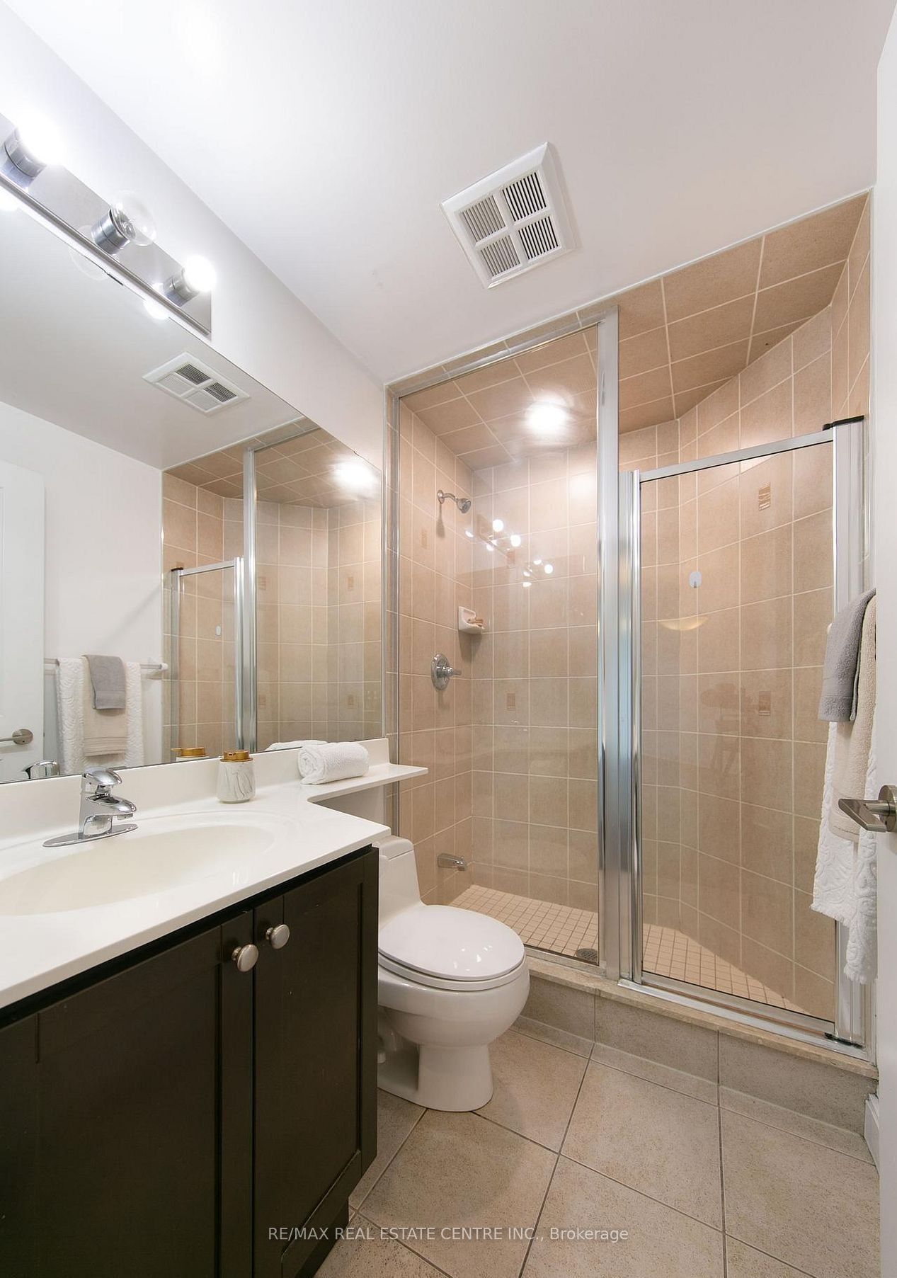 80 Absolute Avenue 1202 Property Photo 23