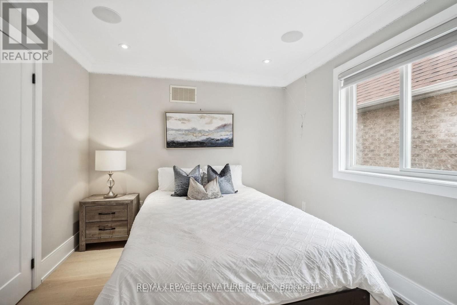 12 Ferncroft Place Property Photo 38