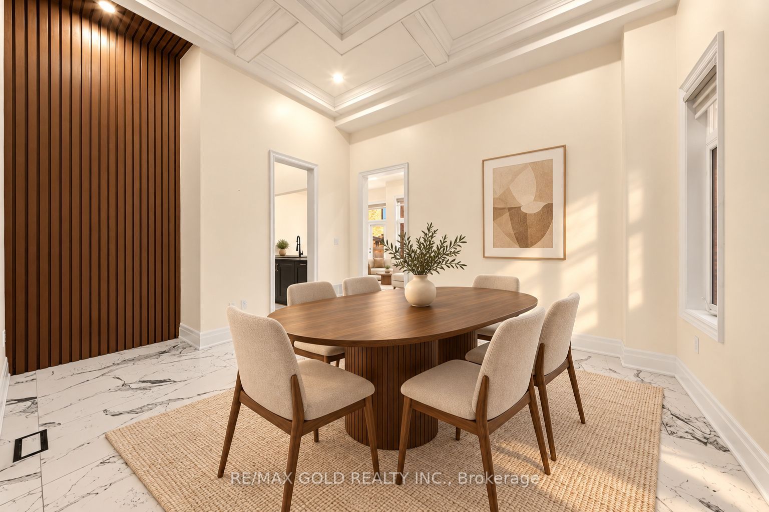1199 Queens Plate Road E Property Photo 8