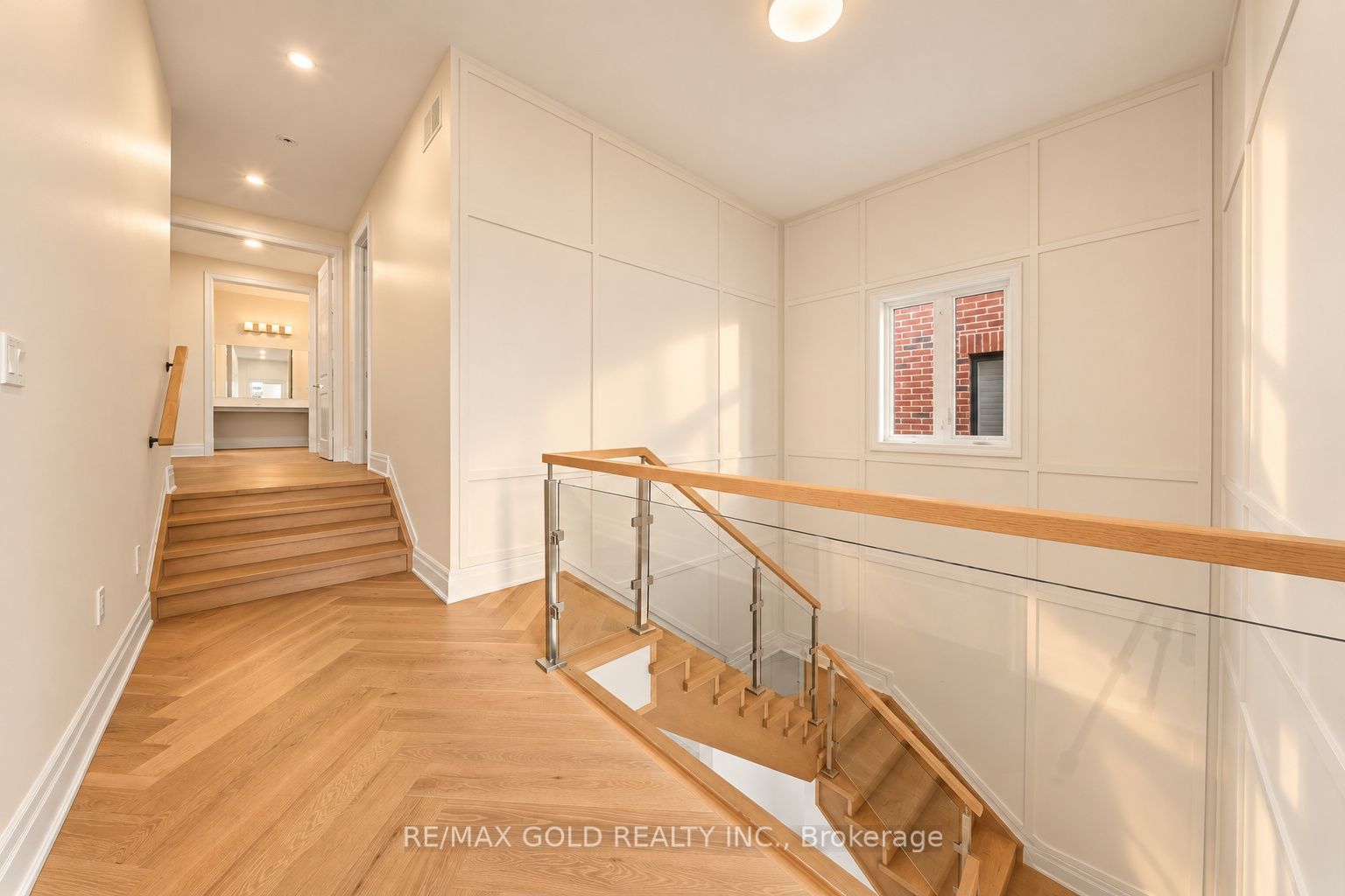 1199 Queens Plate Road E Property Photo 21