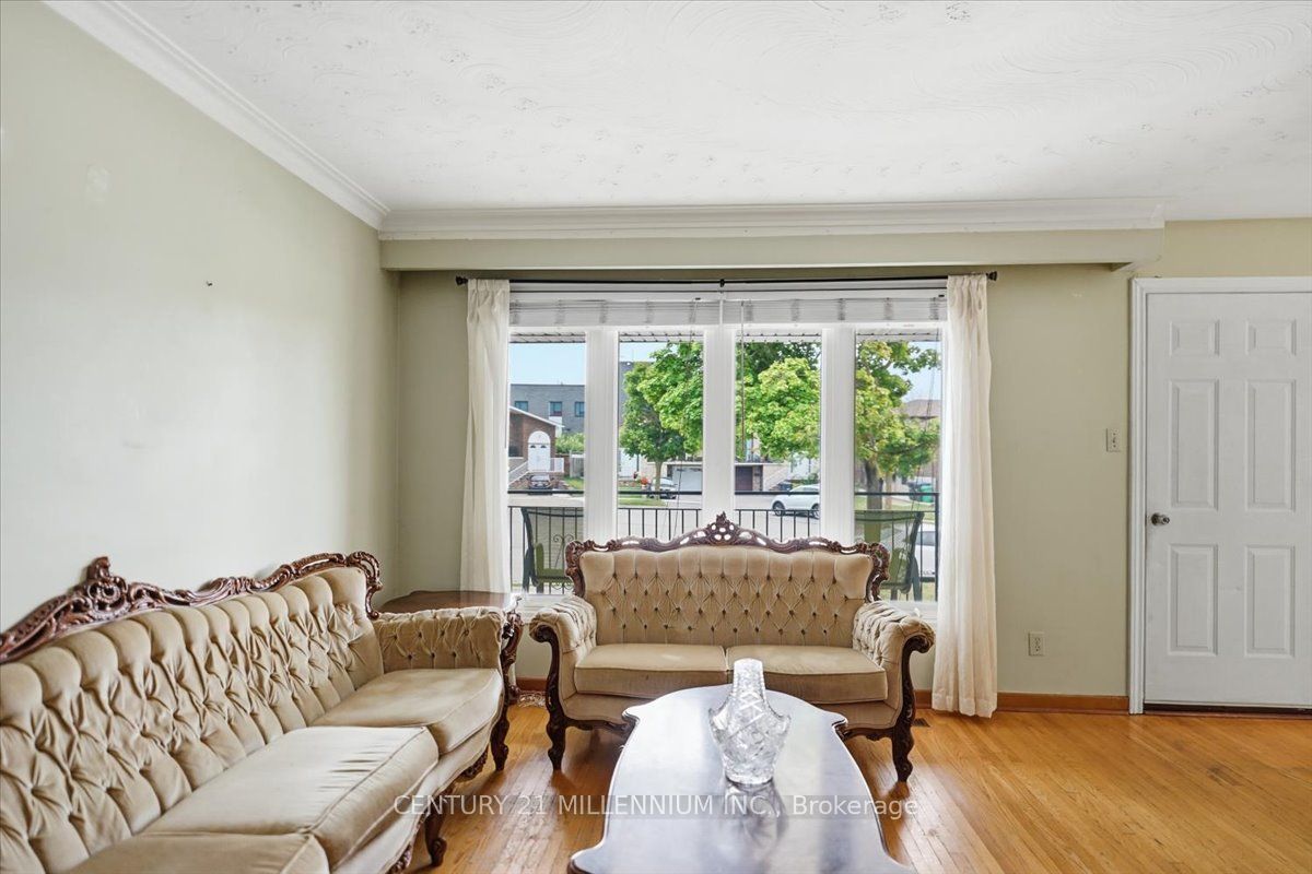9 Cheryl Court Property Photo 4