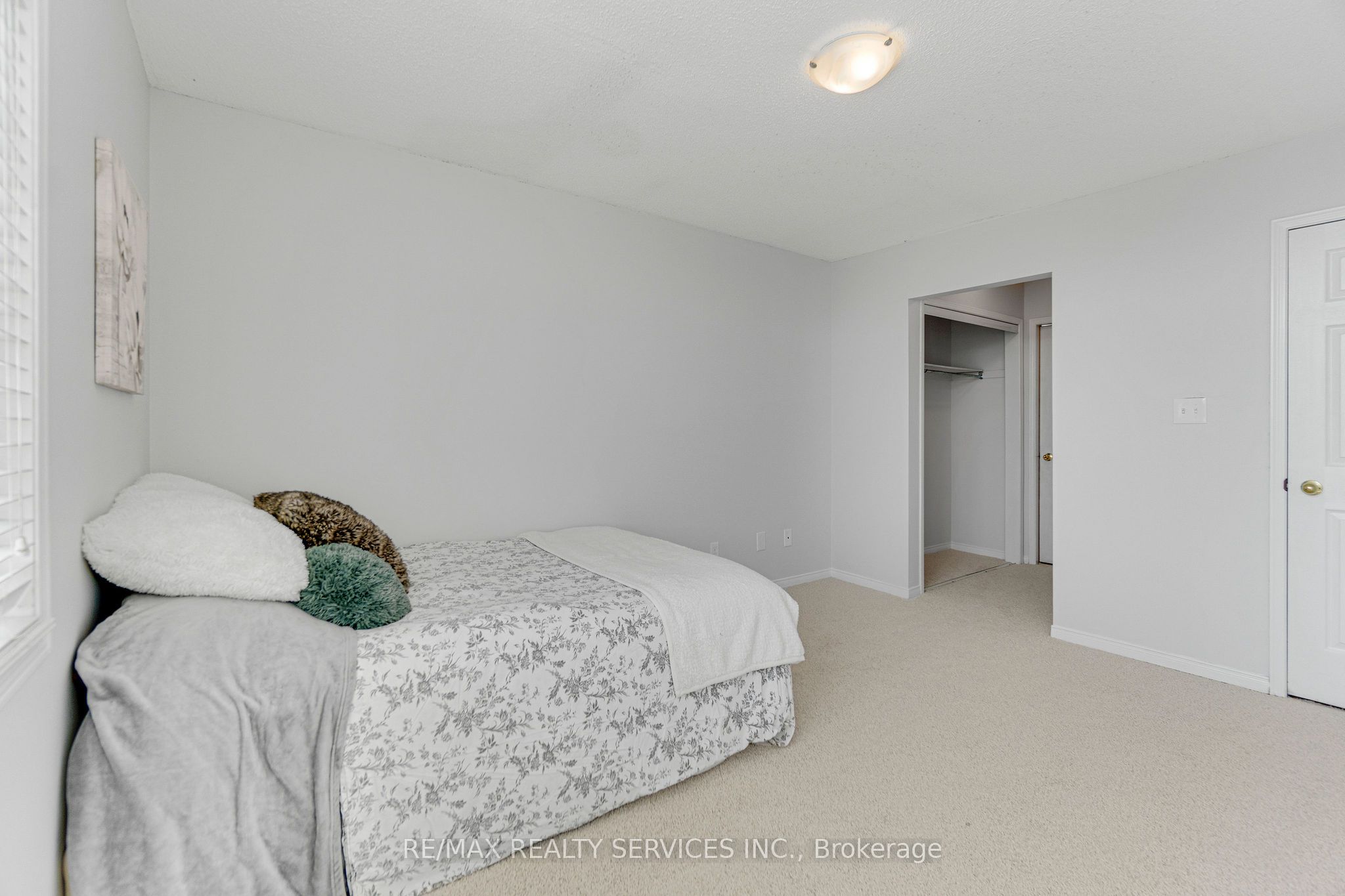 7419 Black Walnut Trail Property Photo 27