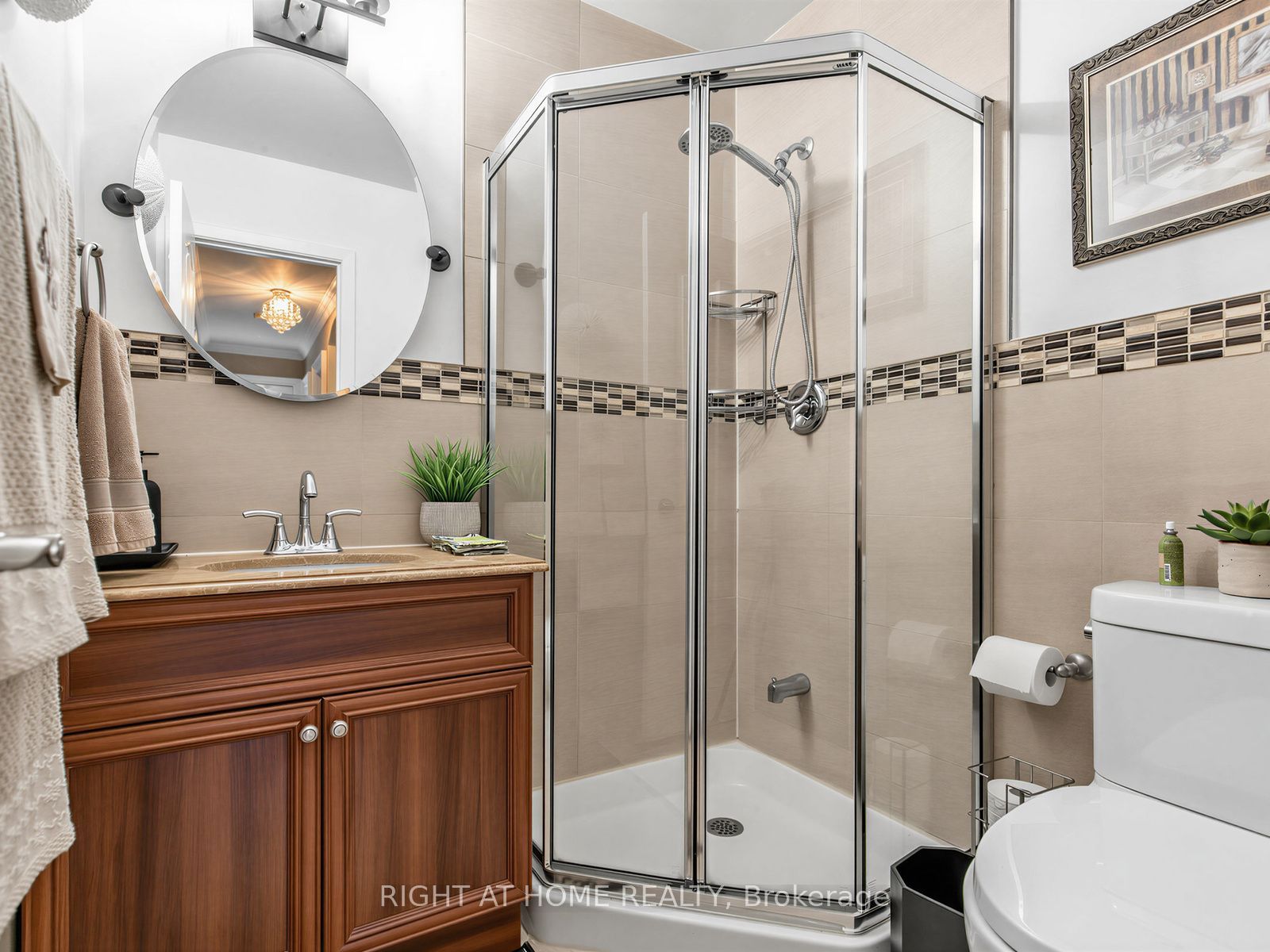 2 Grenadine Court Property Photo 25