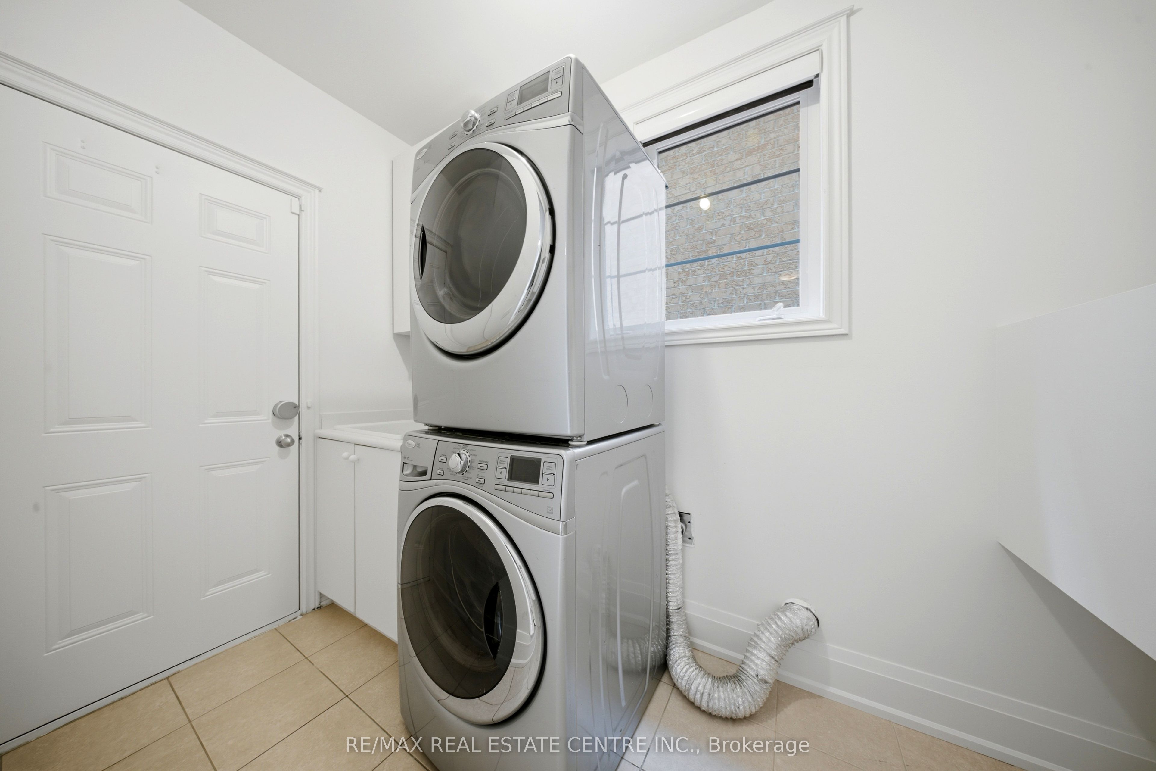 567 Bridgeview Road Property Photo 22