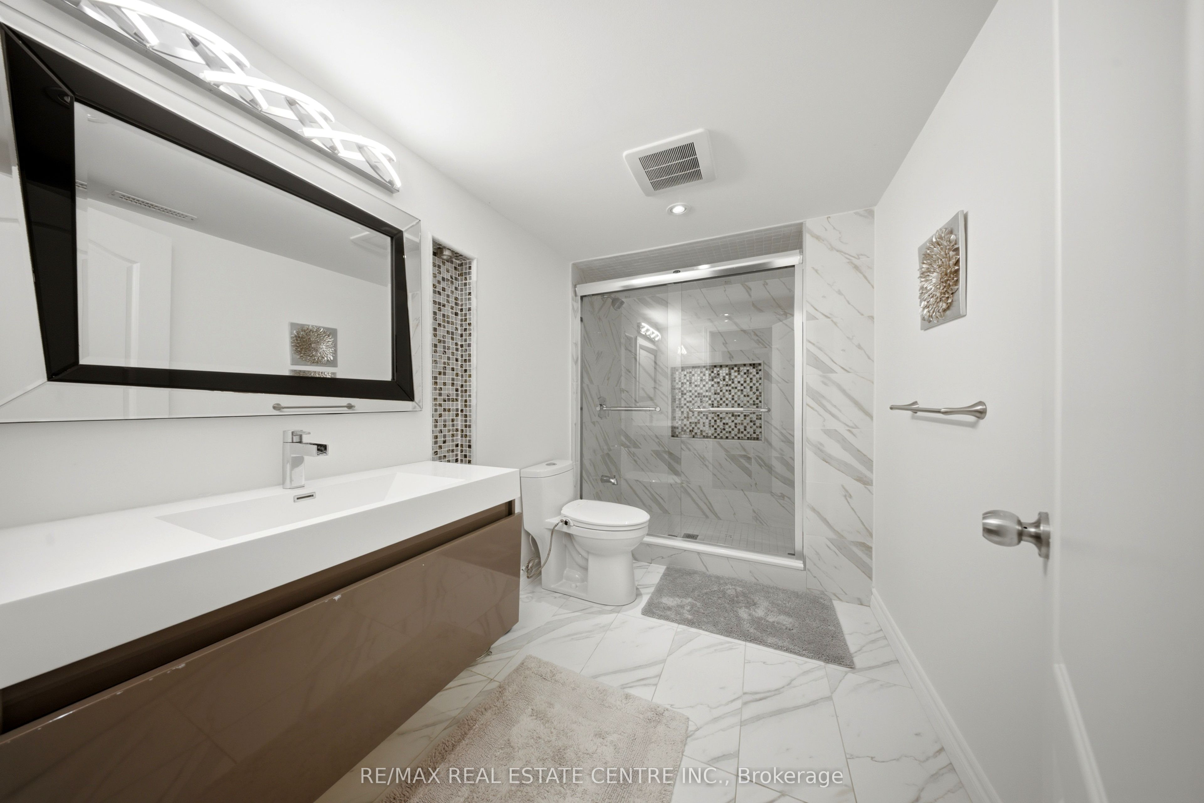 567 Bridgeview Road Property Photo 41