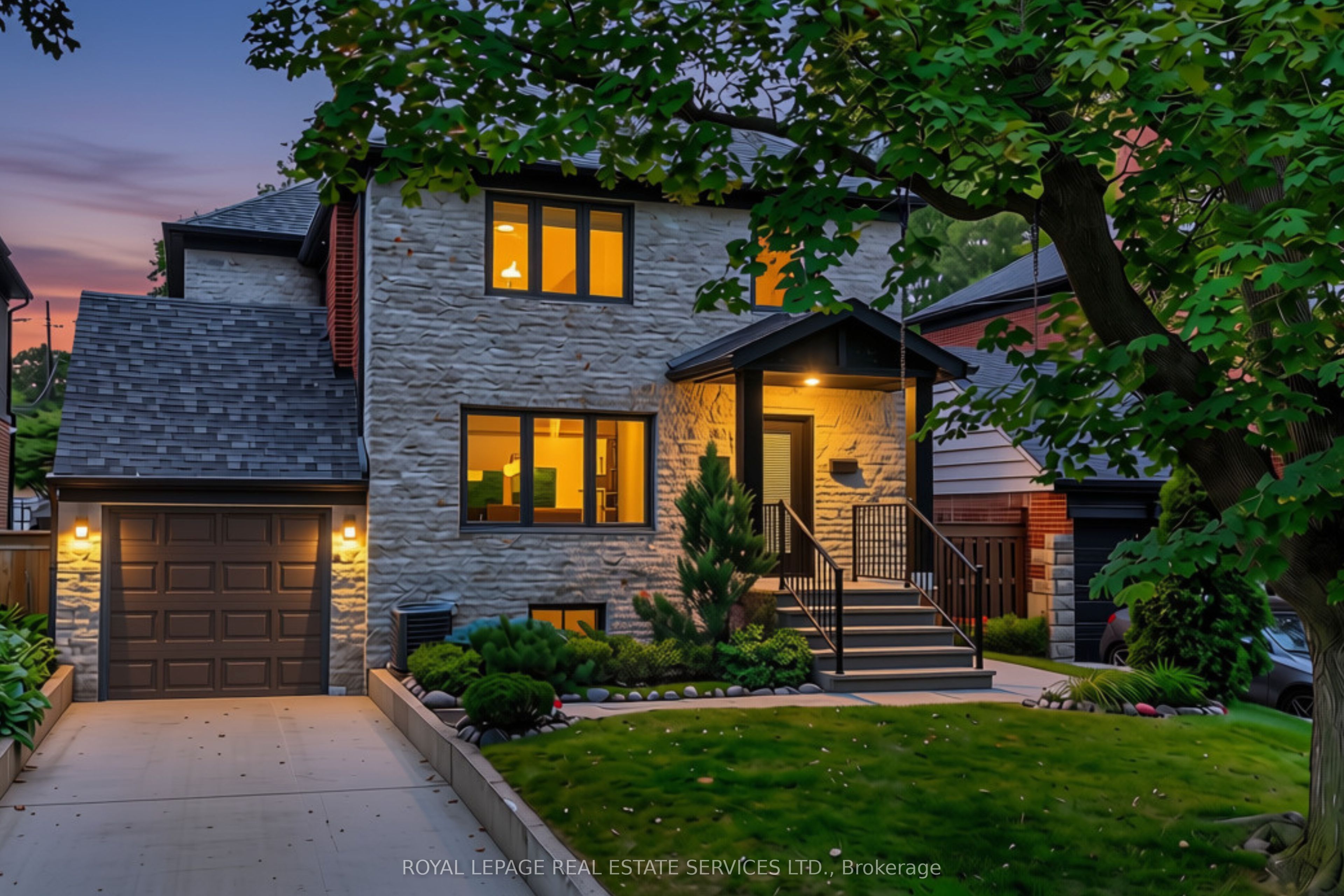 52 Glenaden Avenue E Property Photo 1