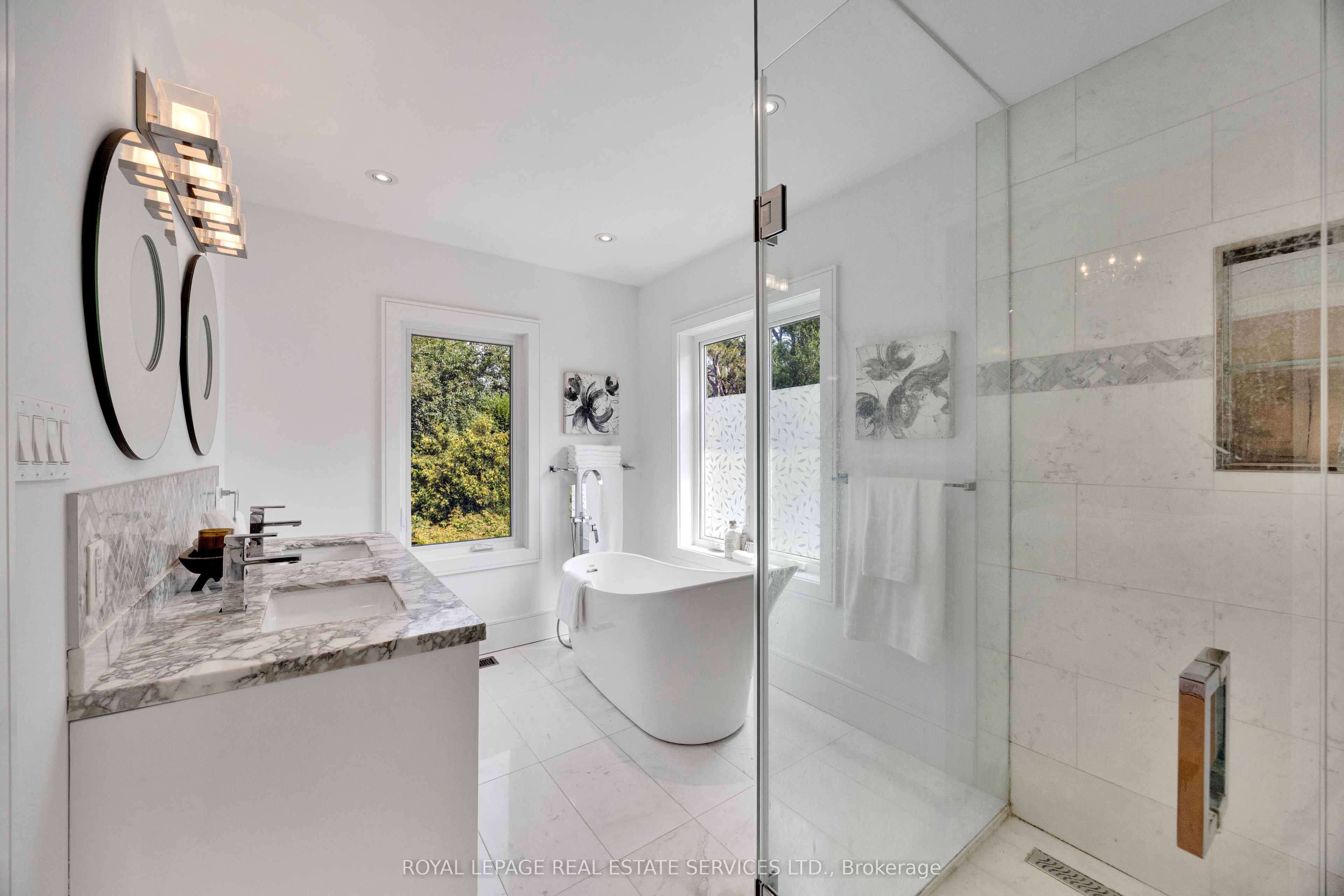 52 Glenaden Avenue E Property Photo 23