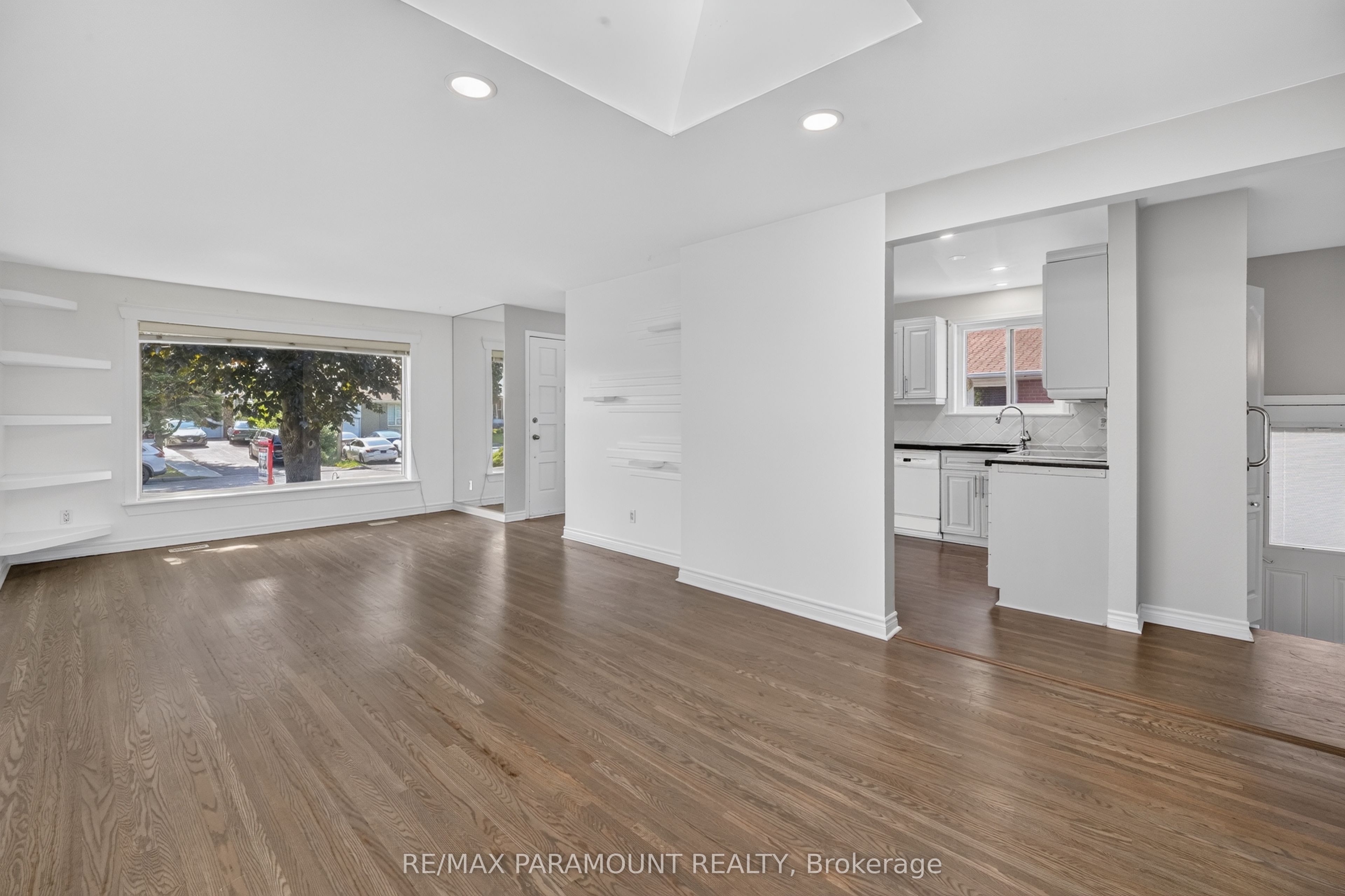 63 Argyle Crescent Property Photo 6