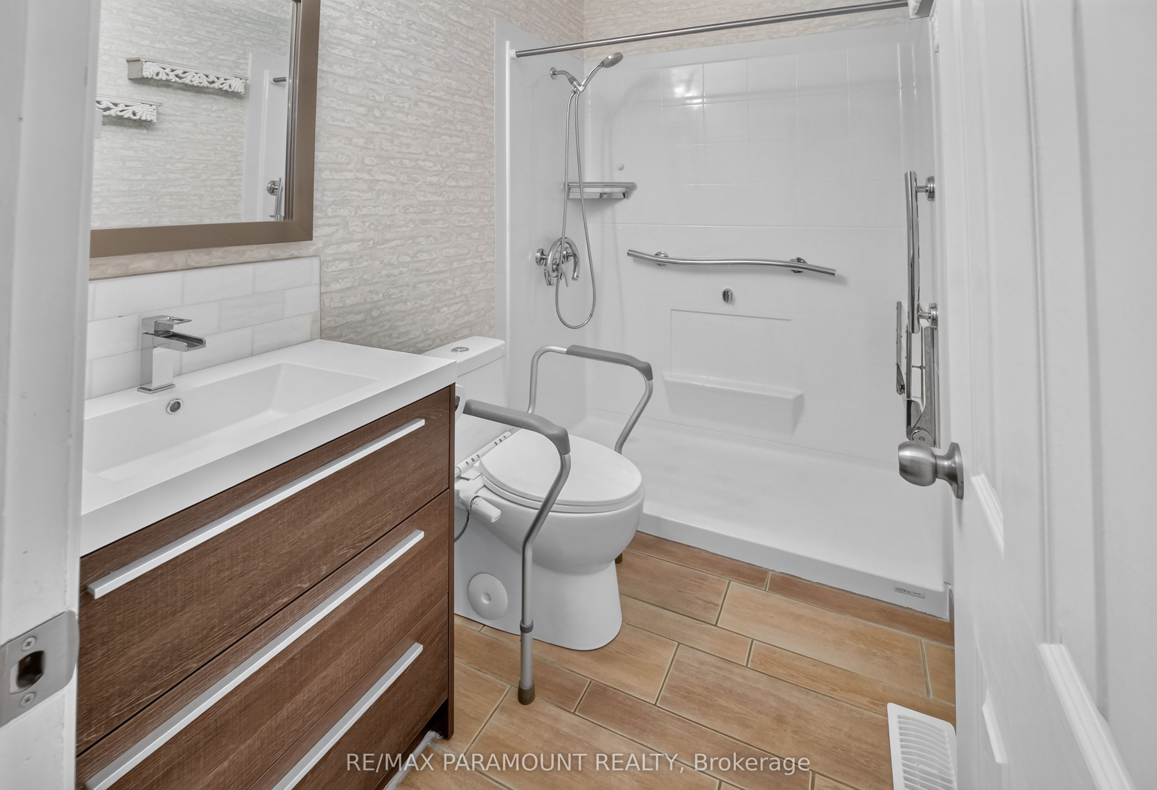 63 Argyle Crescent Property Photo 22
