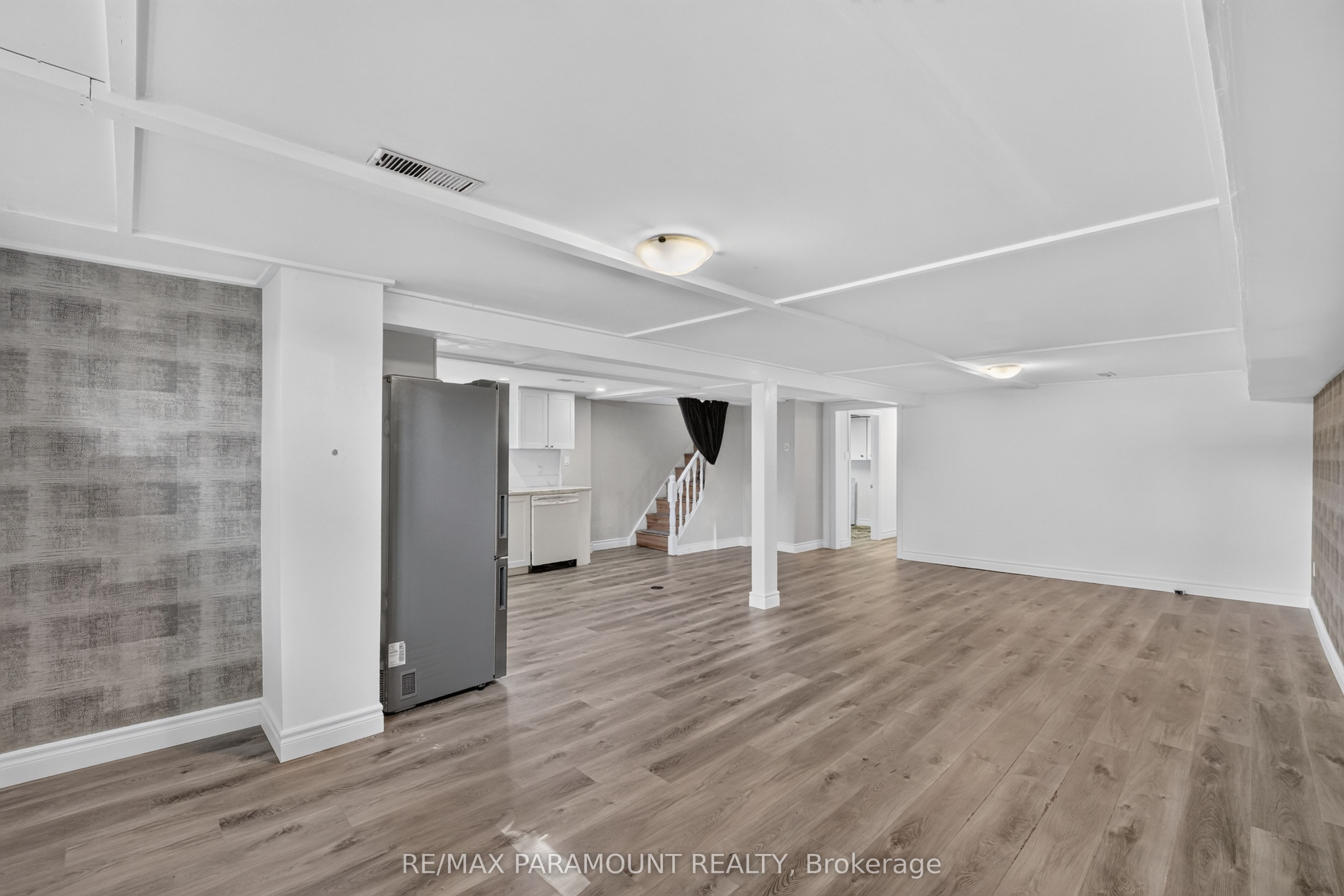 63 Argyle Crescent Property Photo 25