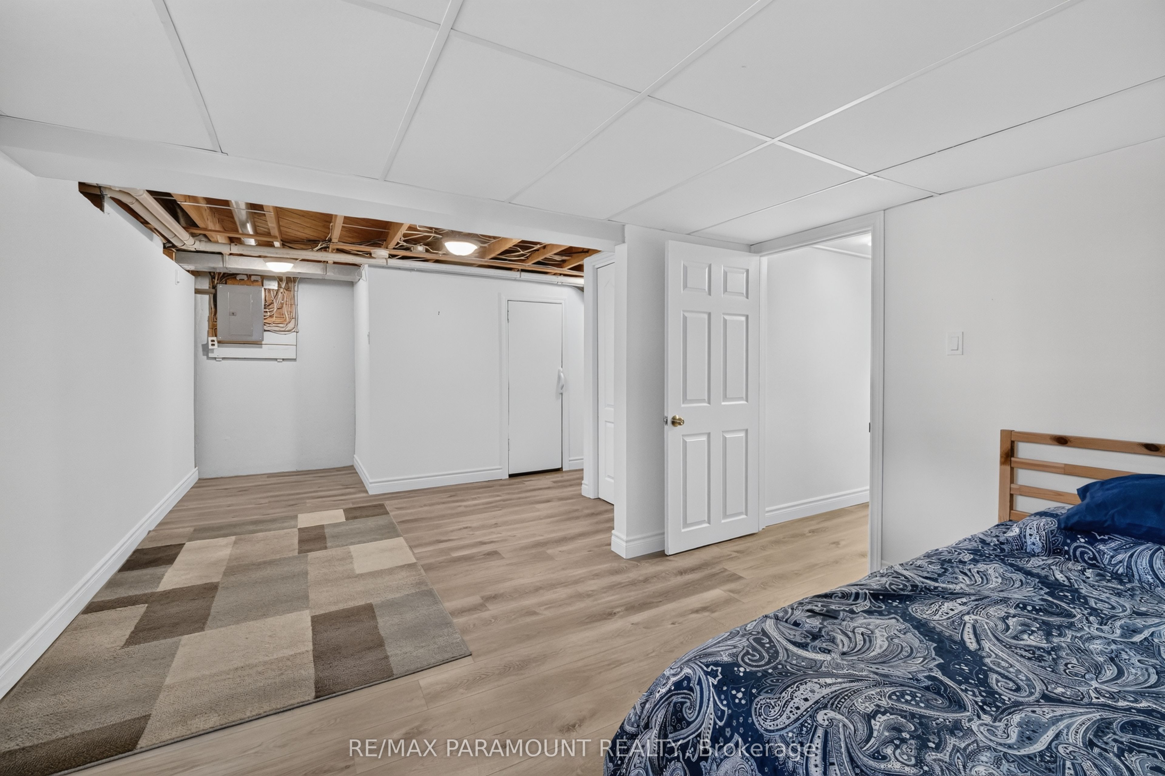 63 Argyle Crescent Property Photo 32