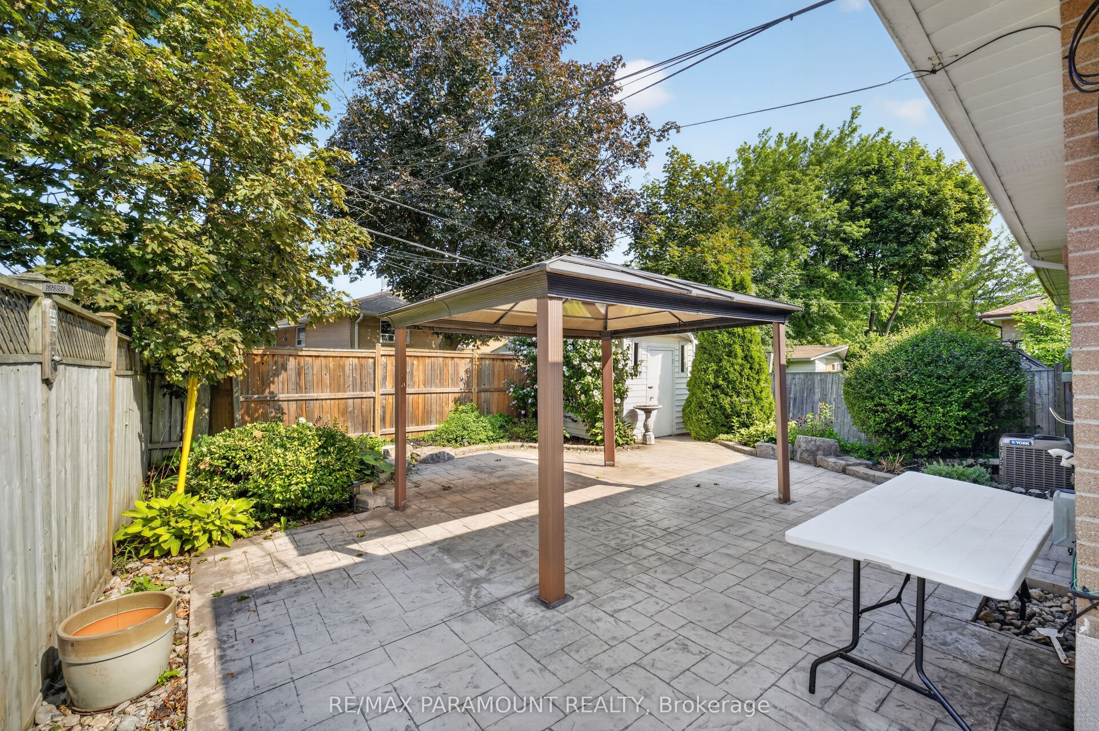 63 Argyle Crescent Property Photo 37