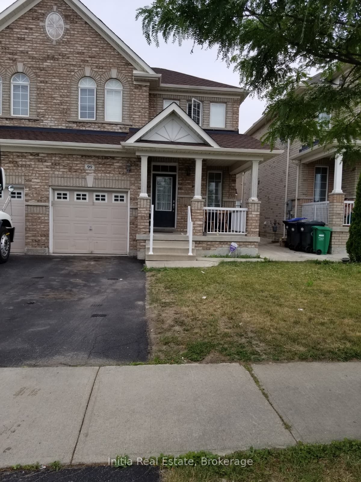 99 Connolly Crescent Property Photo 1