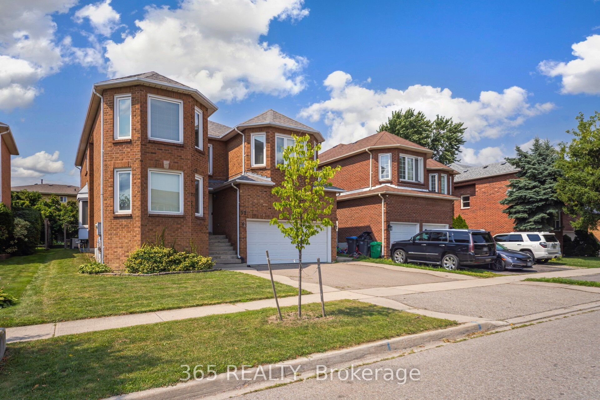 52 Leeward Drive Property Photo 2