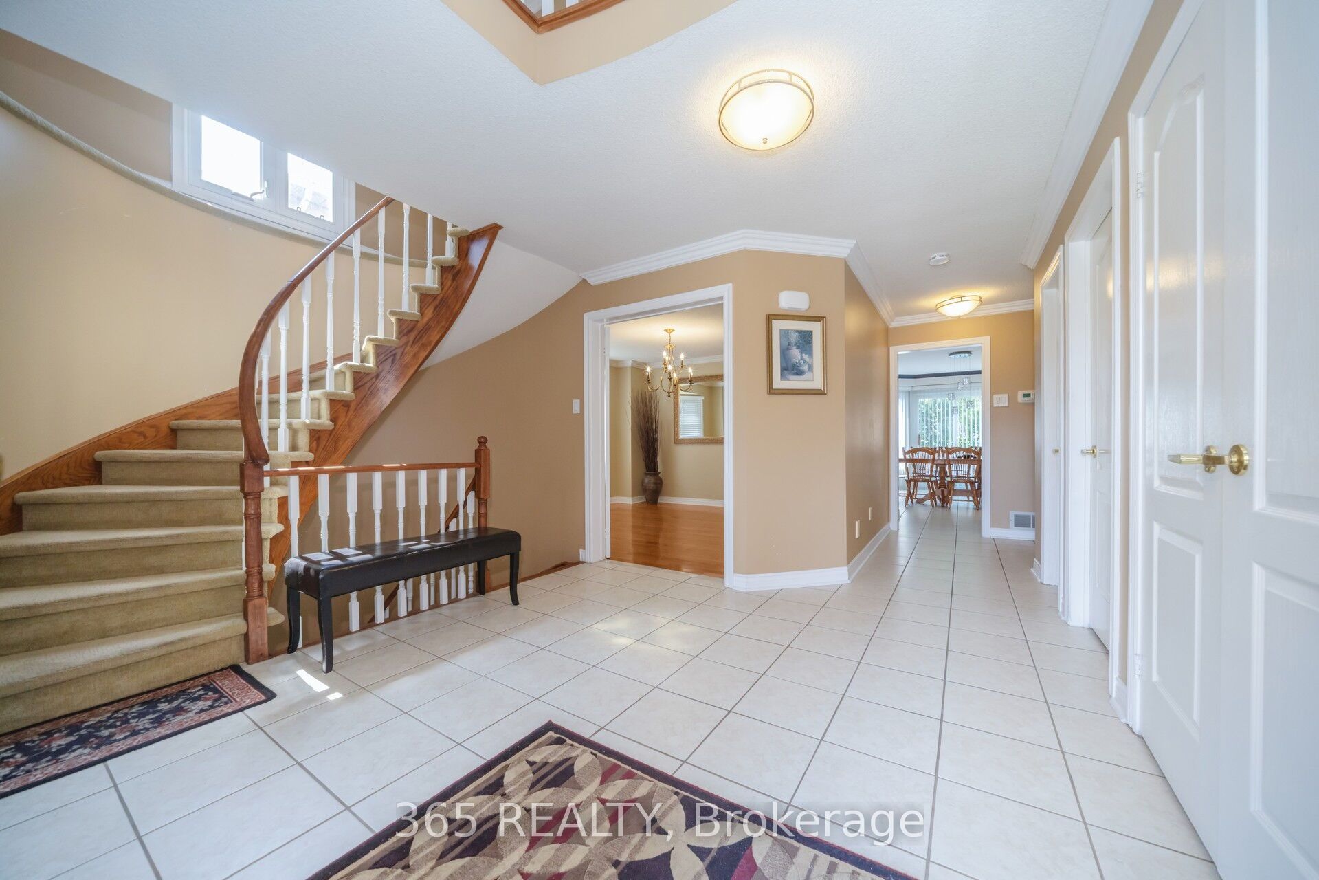 52 Leeward Drive Property Photo 4