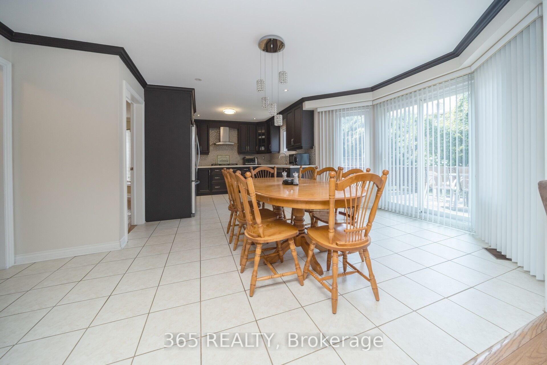 52 Leeward Drive Property Photo 8