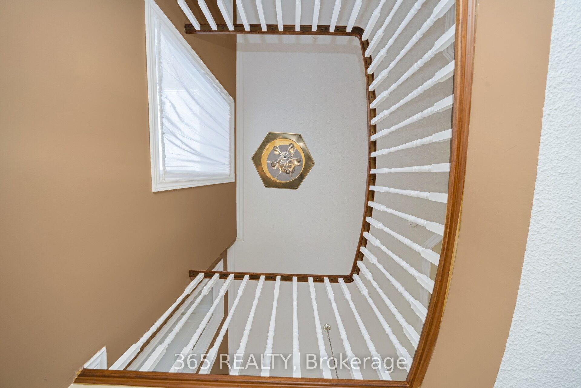 52 Leeward Drive Property Photo 18