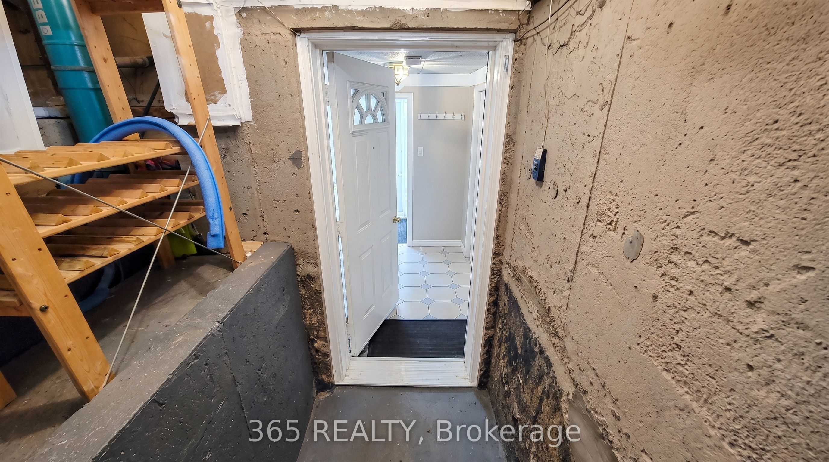 52 Leeward Drive Property Photo 38