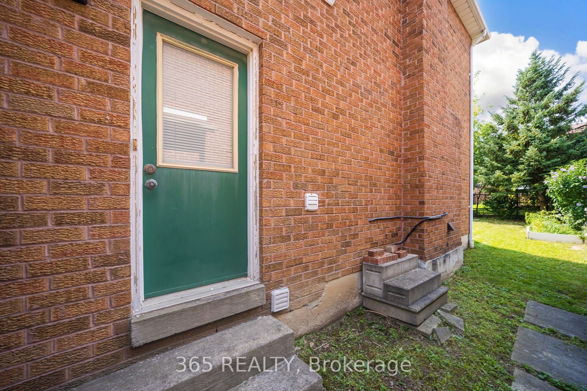 52 Leeward Drive Property Photo 47