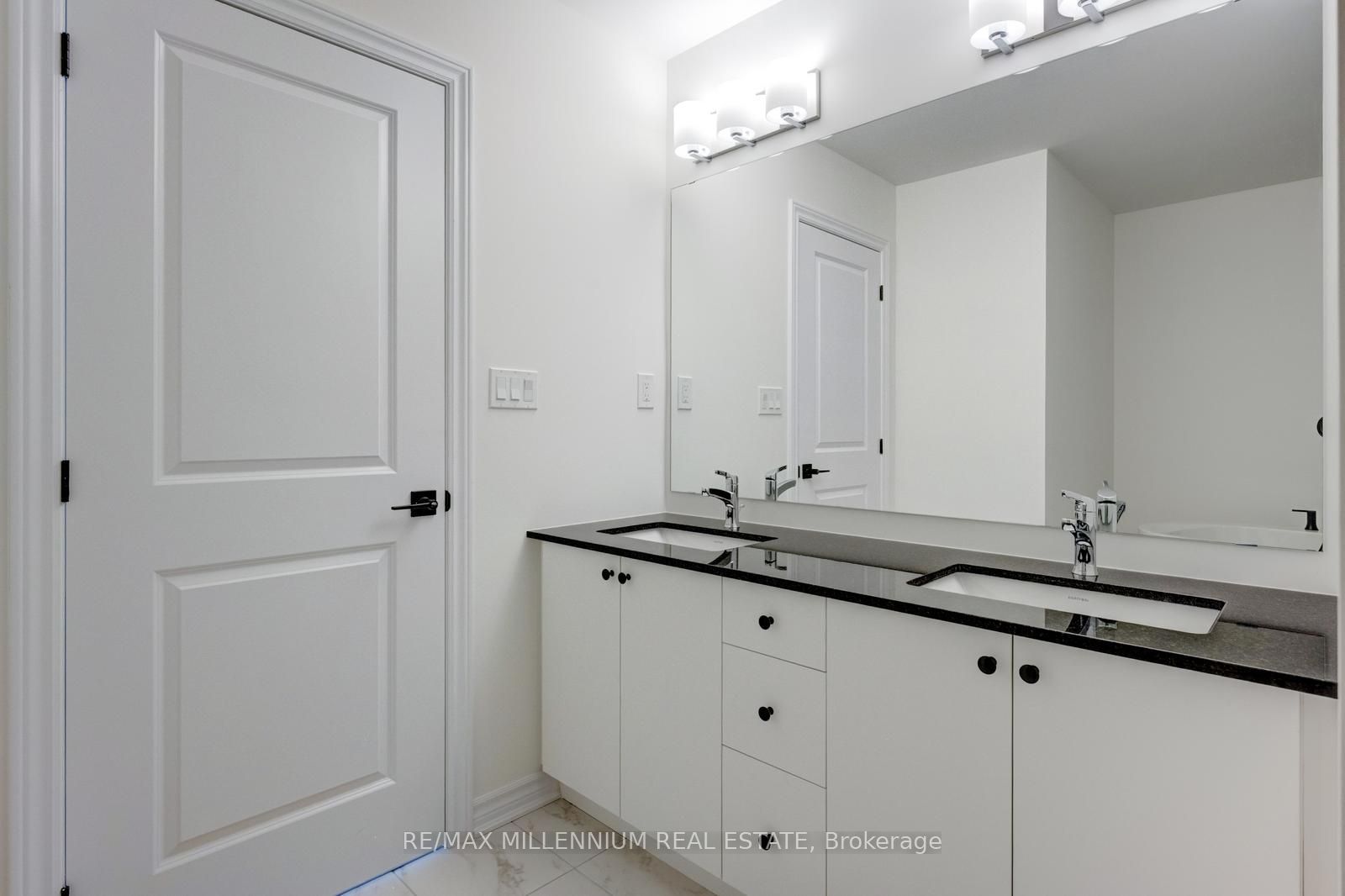 36 Thornbird Crescent Upper Property Photo 15