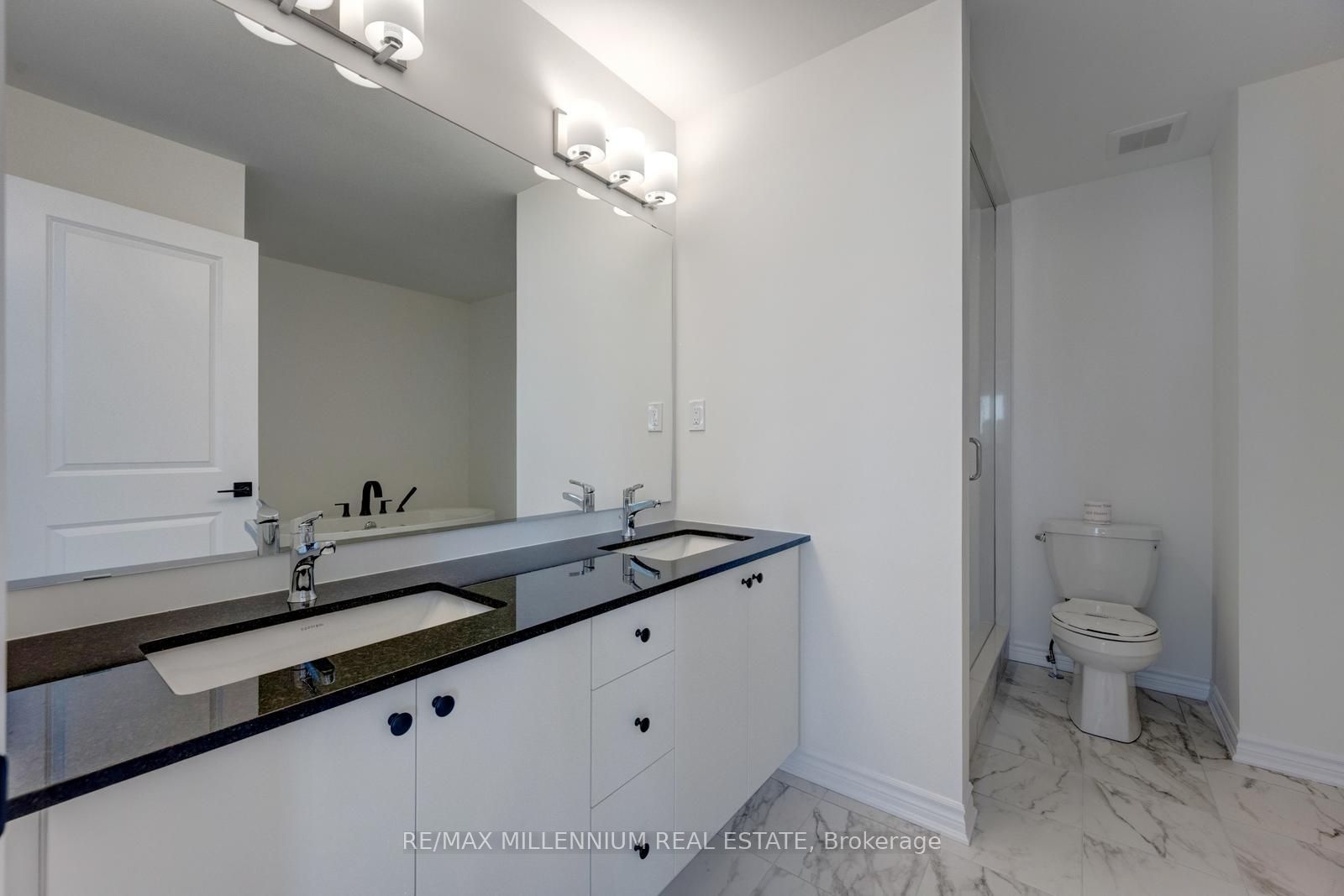 36 Thornbird Crescent Upper Property Photo 17