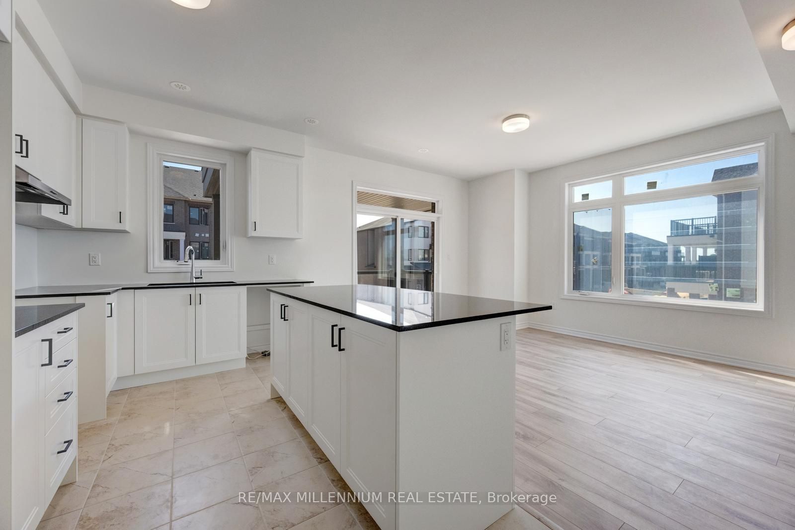 36 Thornbird Crescent Upper Property Photo 27