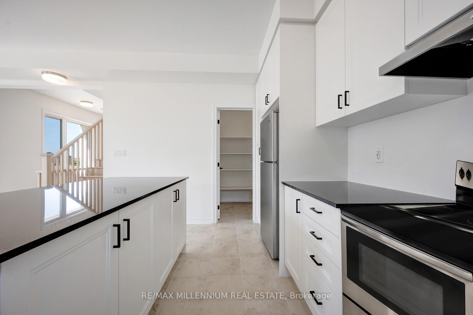 36 Thornbird Crescent Upper Property Photo 47