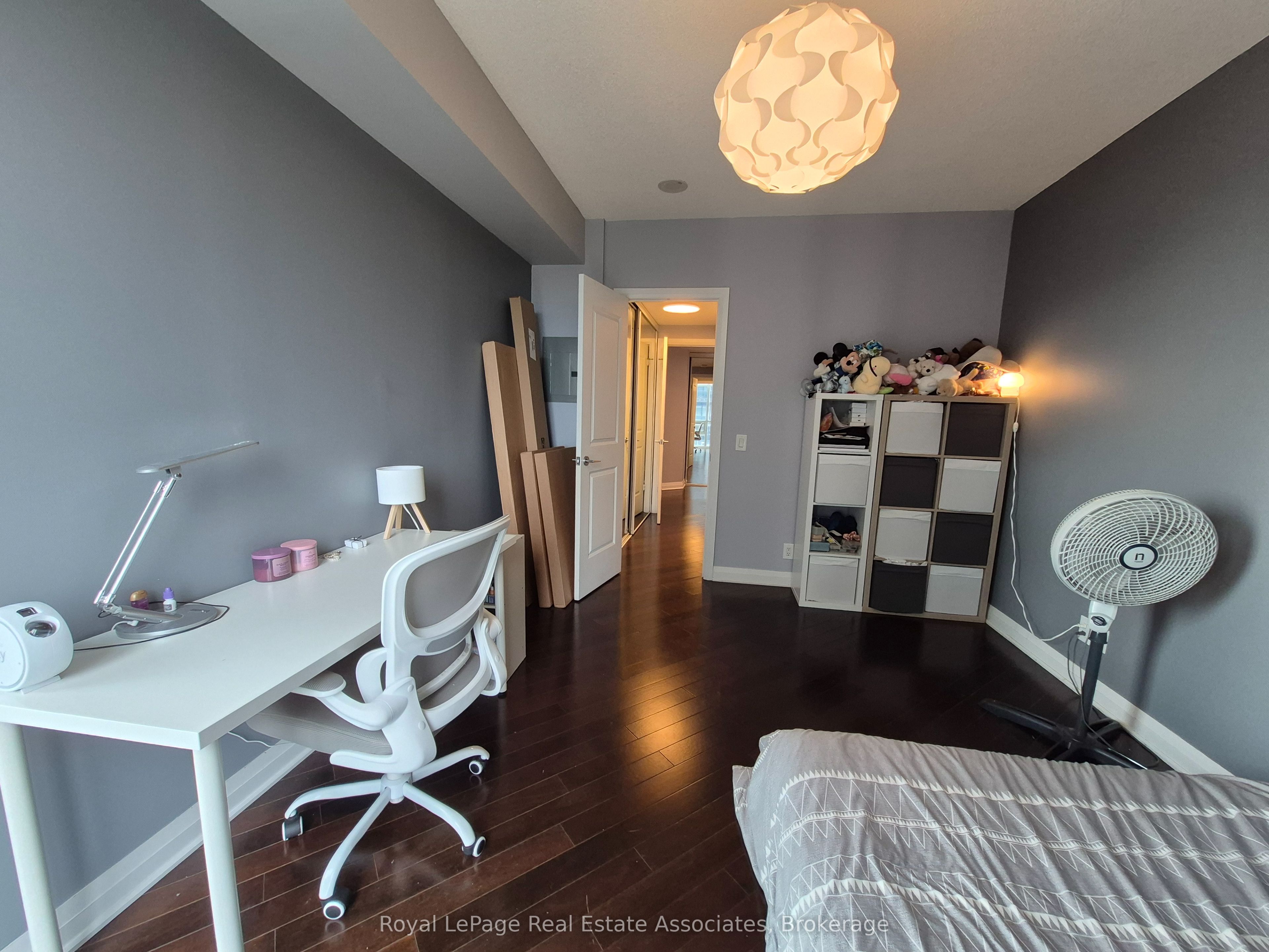 1055 Southdown Road 811 Property Photo 18