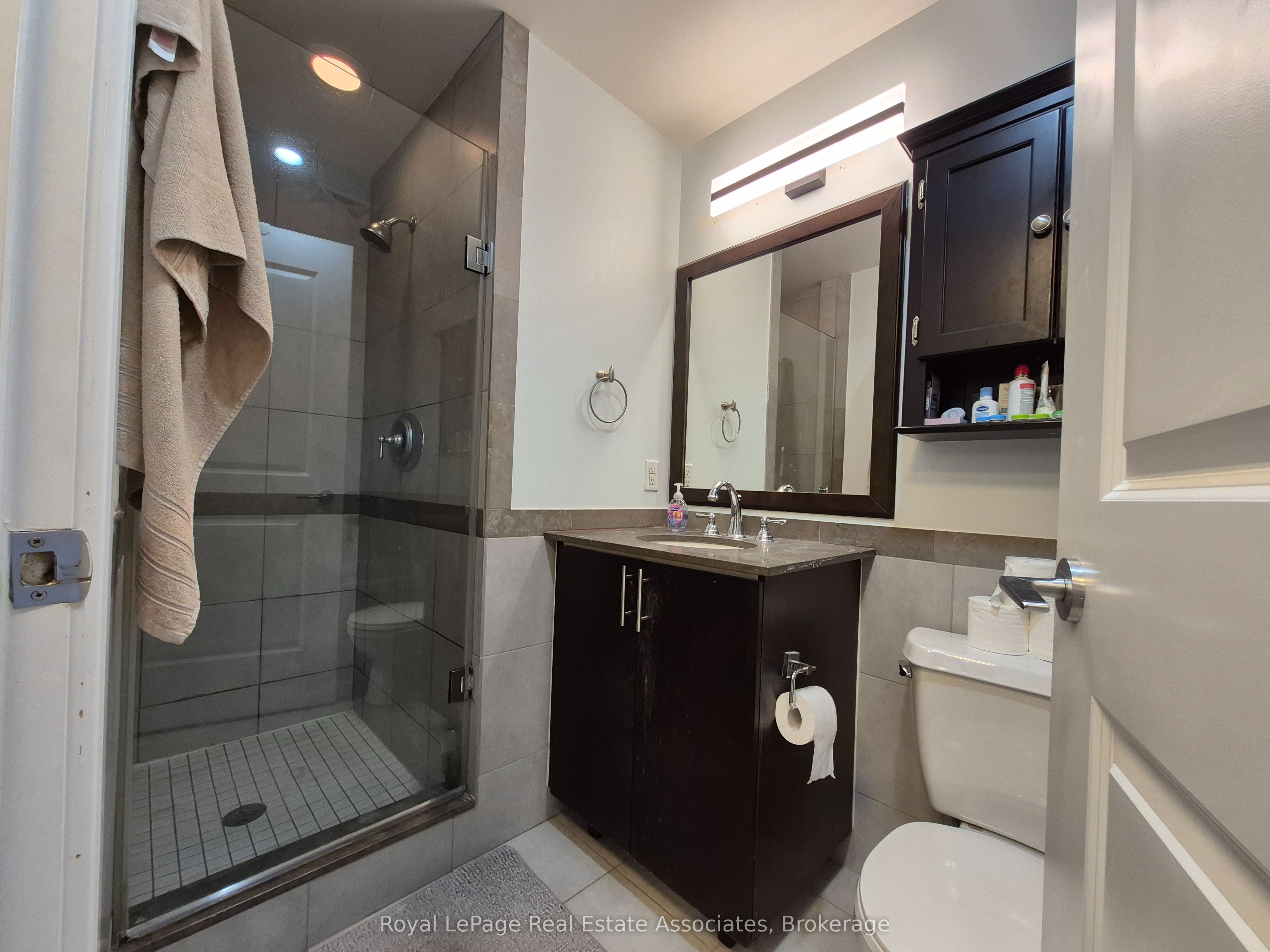 1055 Southdown Road 811 Property Photo 20