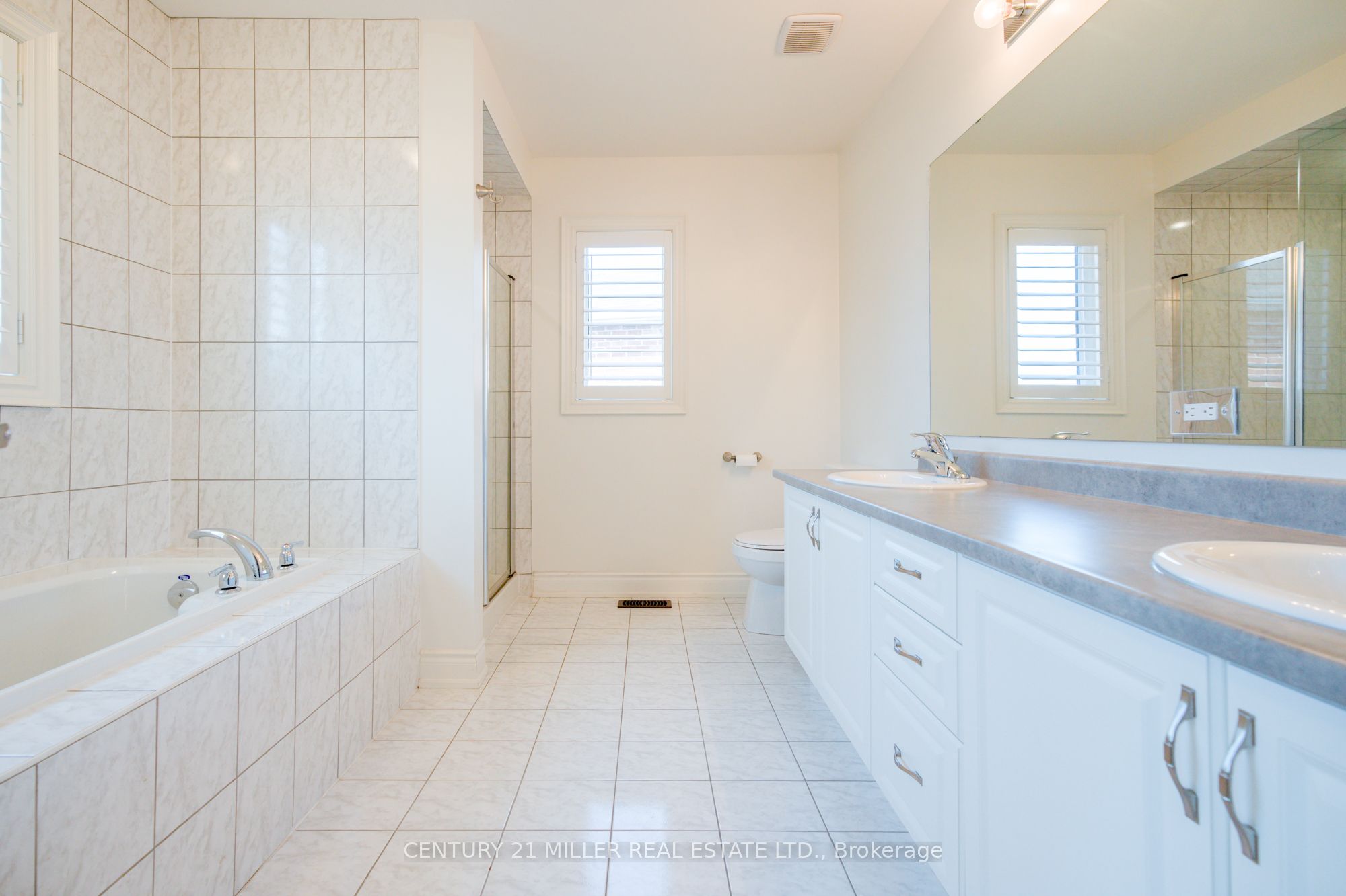 95 Goodwin Crescent Upper Property Photo 19