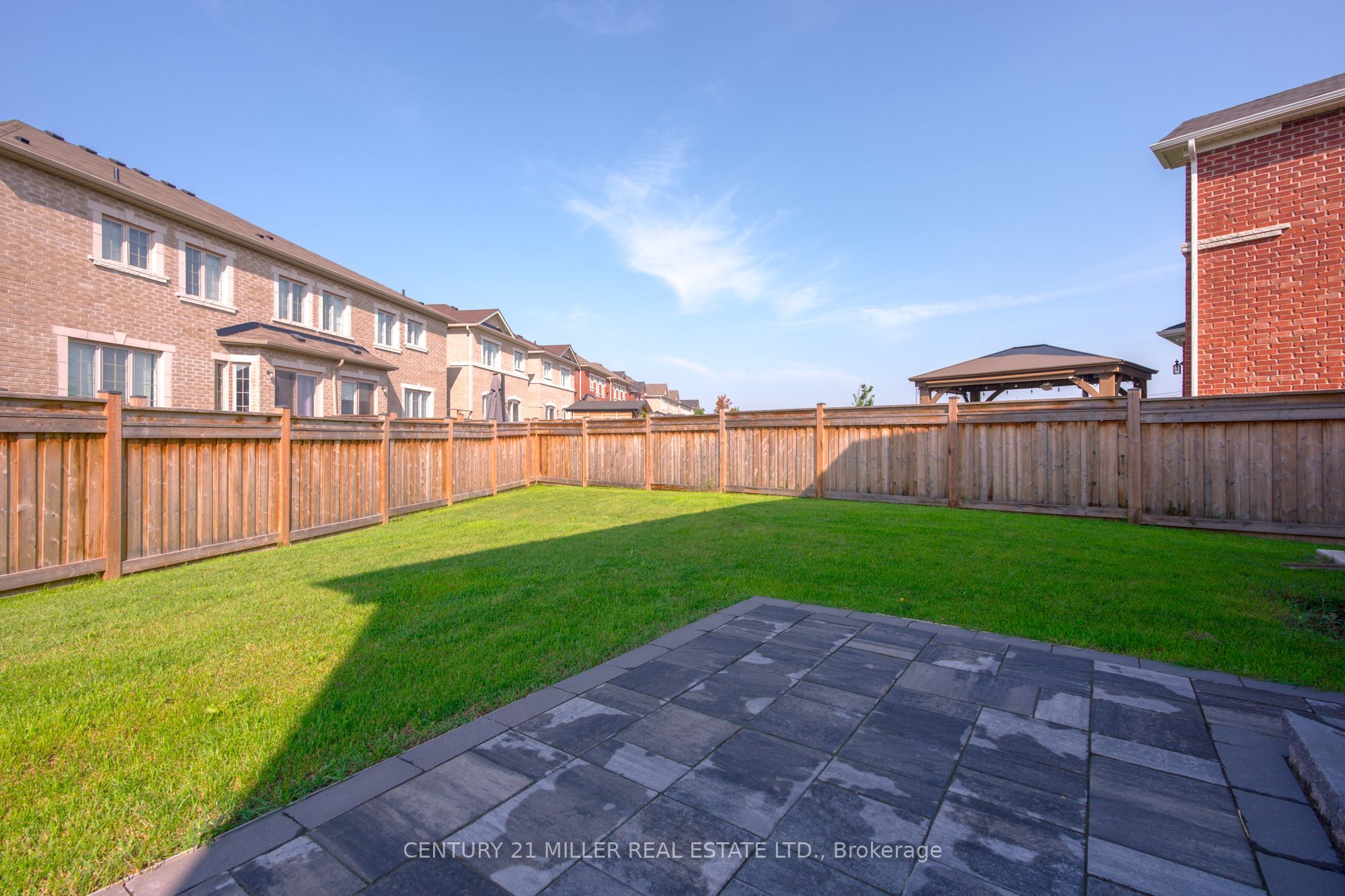 95 Goodwin Crescent Upper Property Photo 22