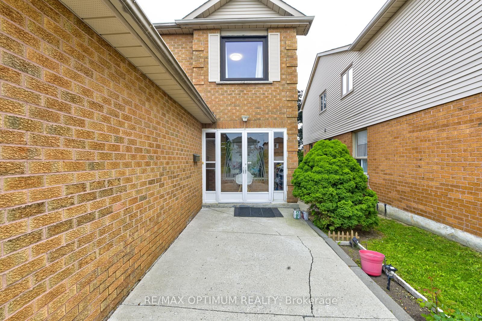 28 Stalbridge Avenue Property Photo 4