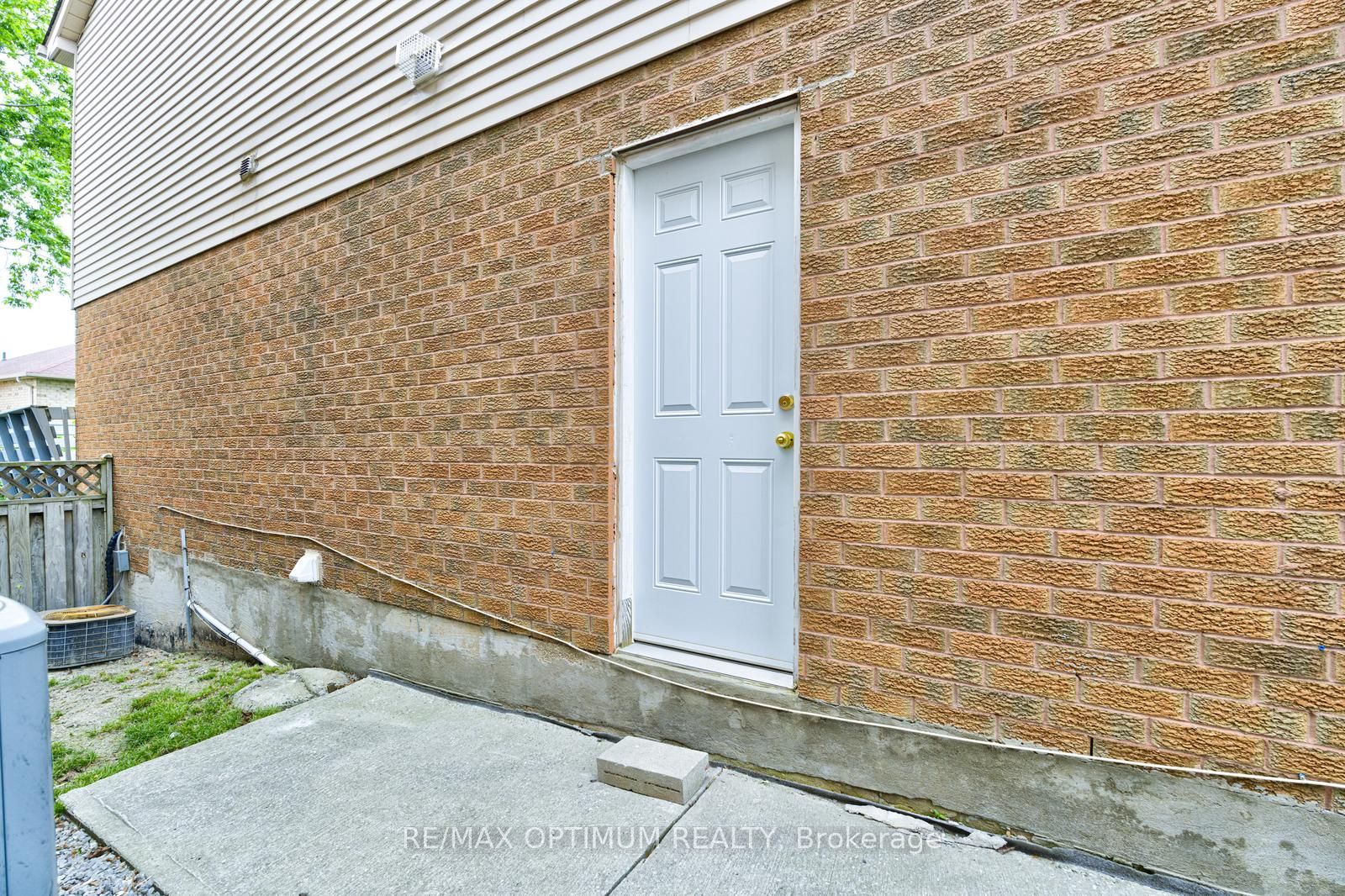 28 Stalbridge Avenue Property Photo 41