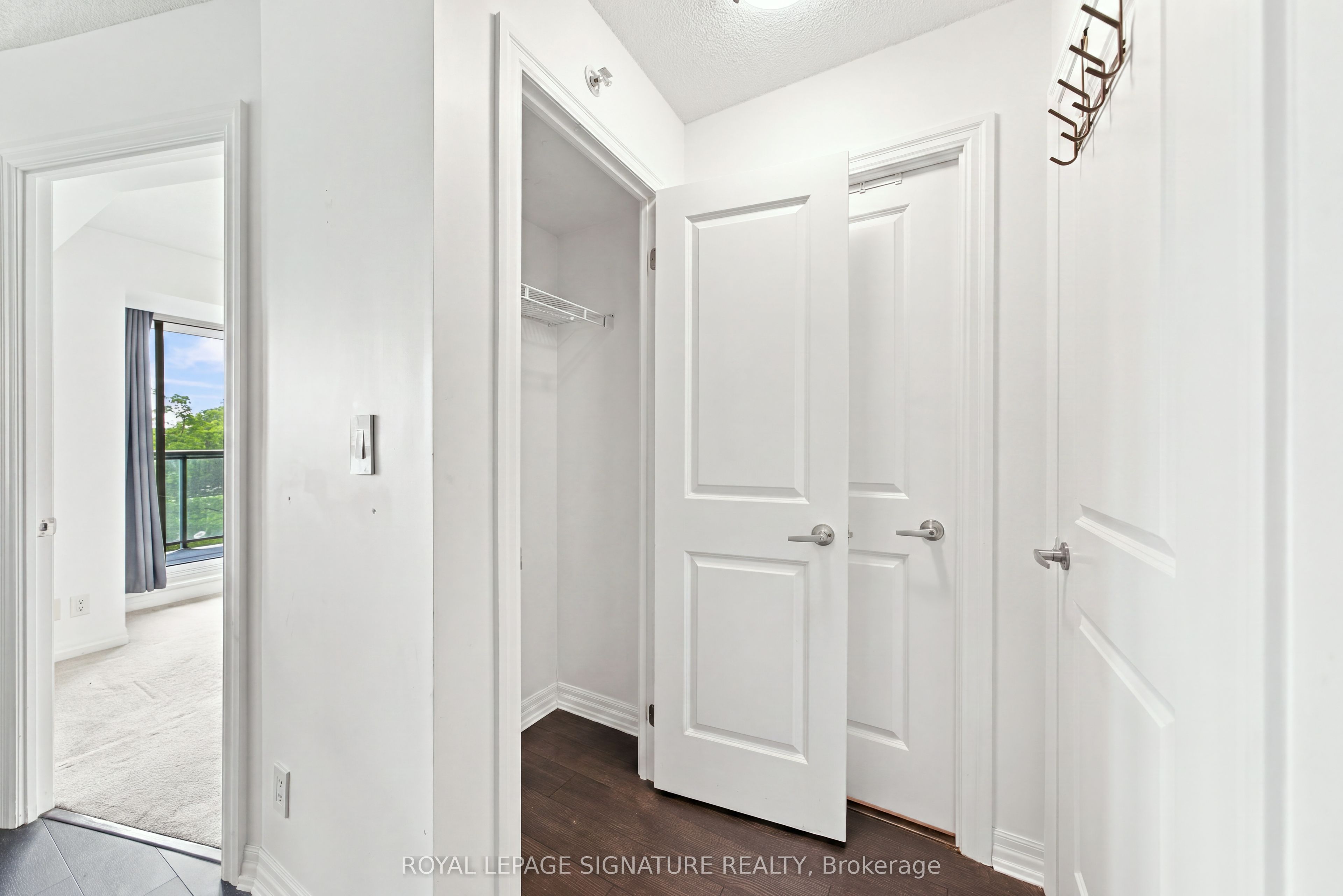 80 Esther Lorrie Drive 417 Property Photo 19