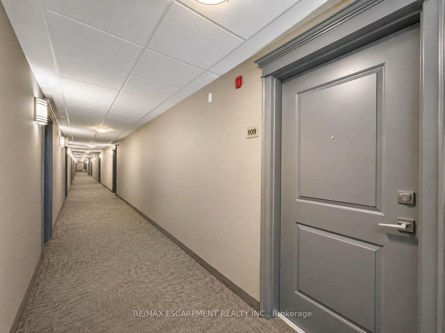 5010 Corporate Drive 109 Property Photo 10