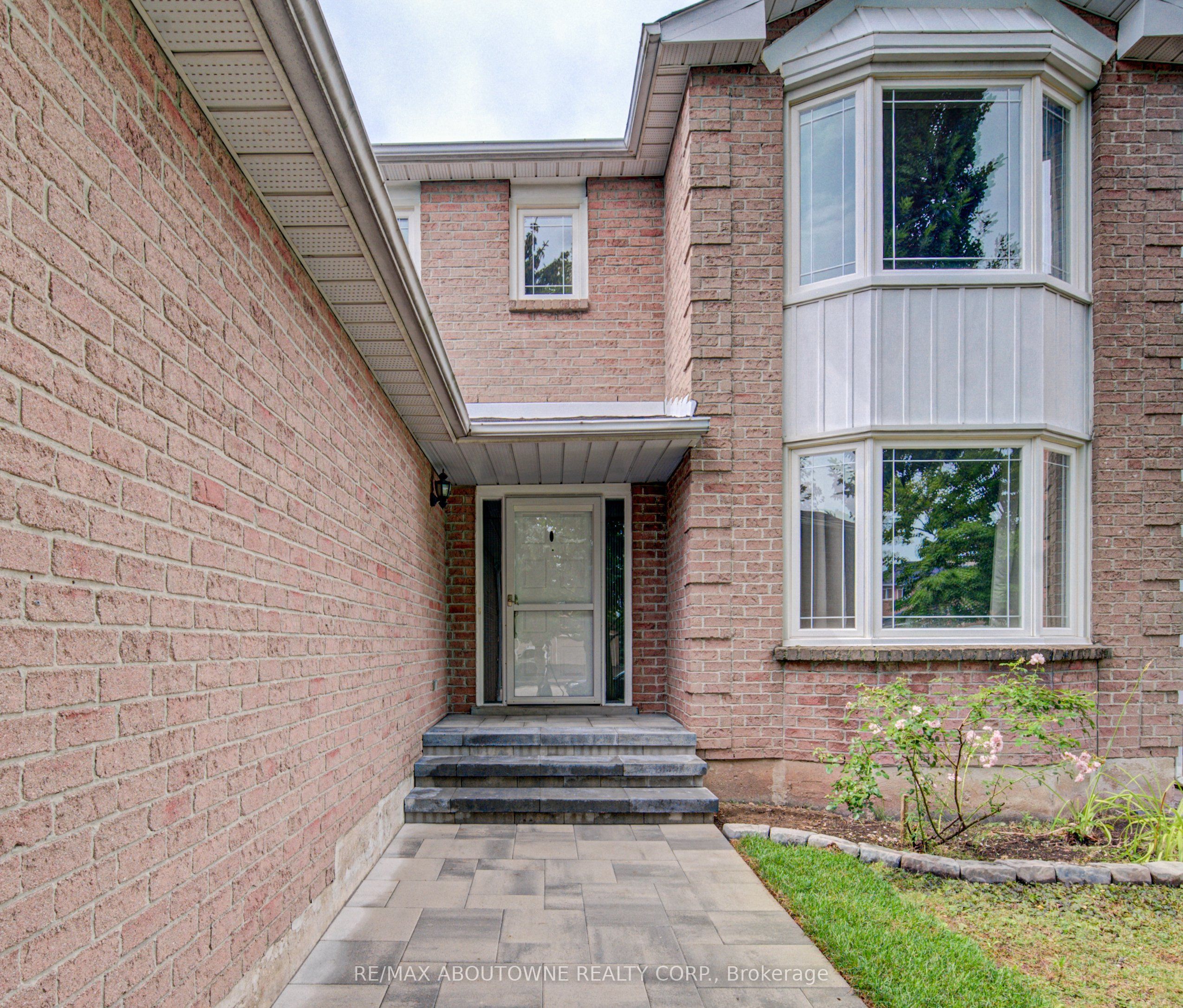426 Parklane Road Property Photo 3