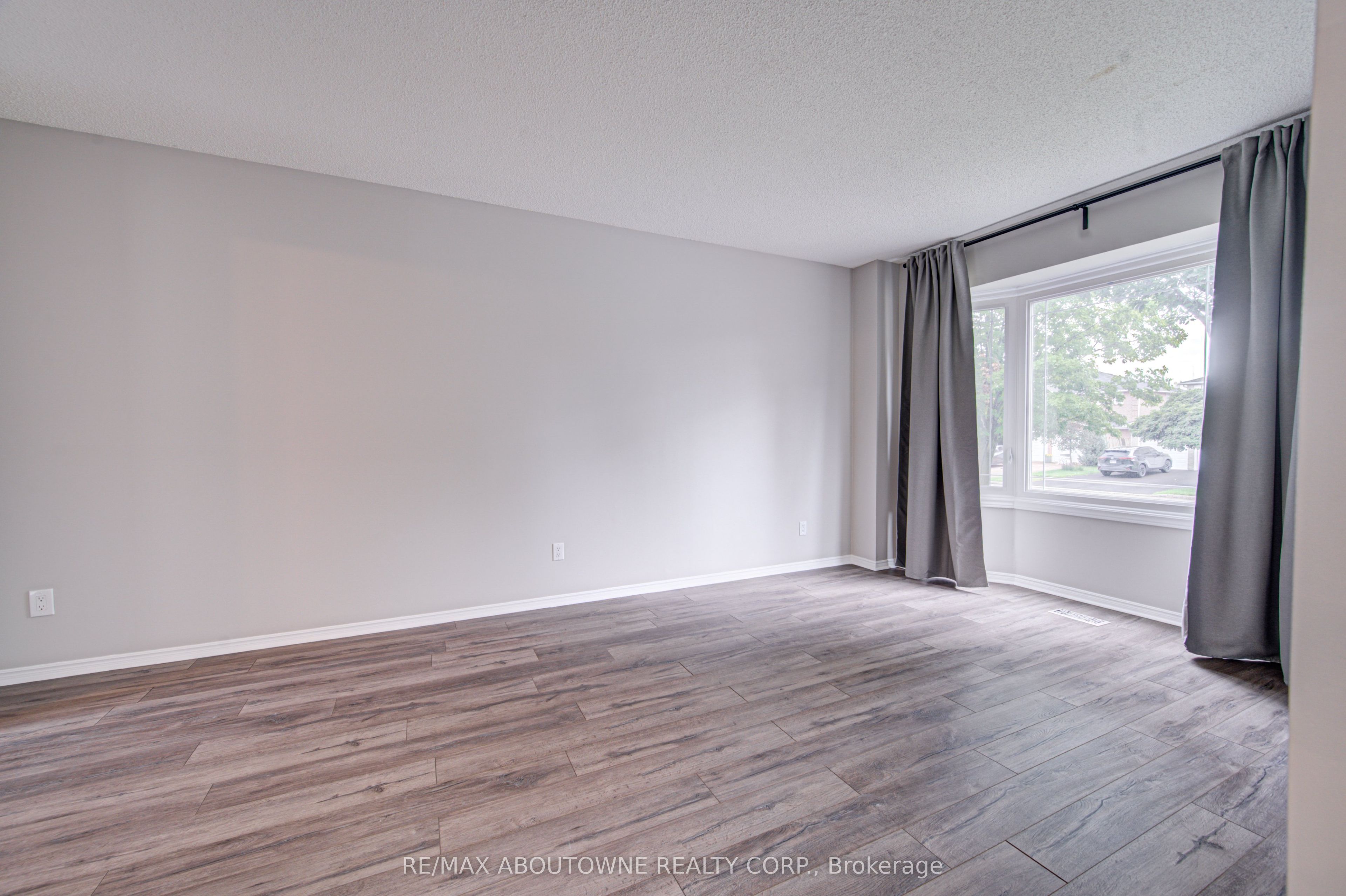 426 Parklane Road Property Photo 15