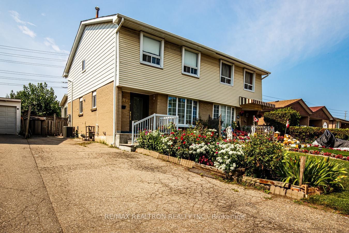 7384 Sills Road Property Photo 1