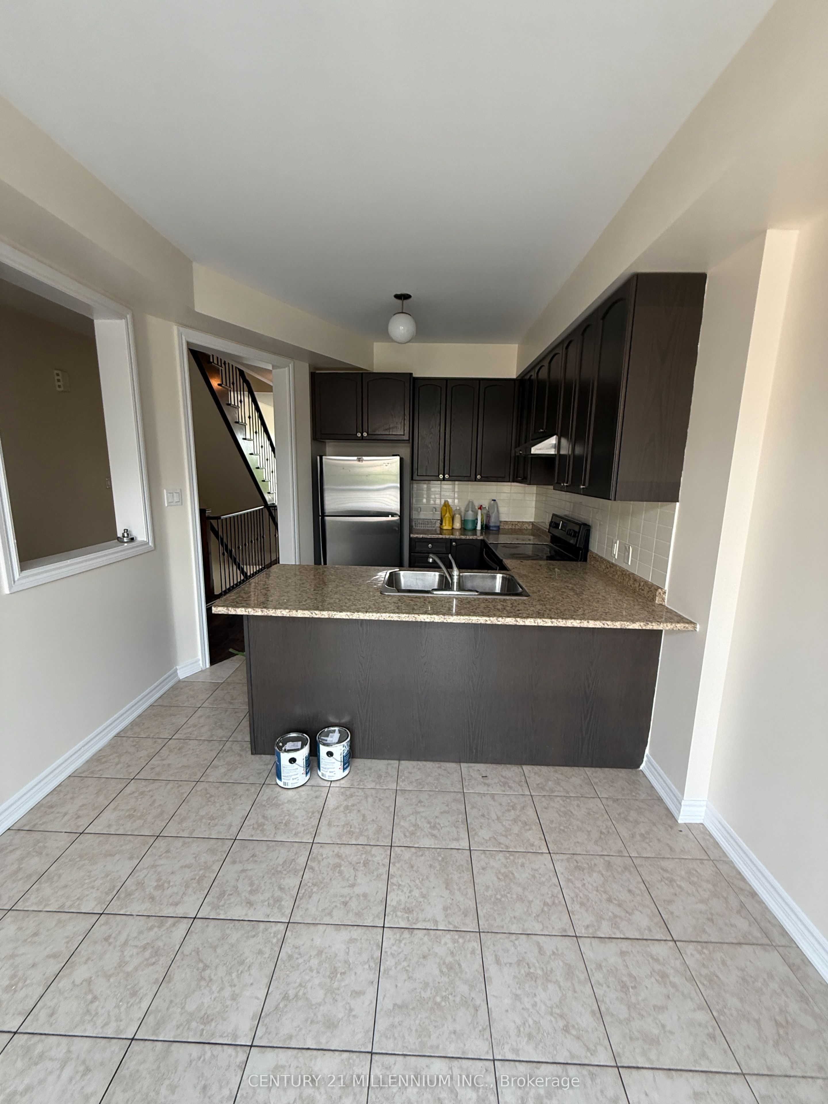 62 Magdalene Crescent Property Photo 5