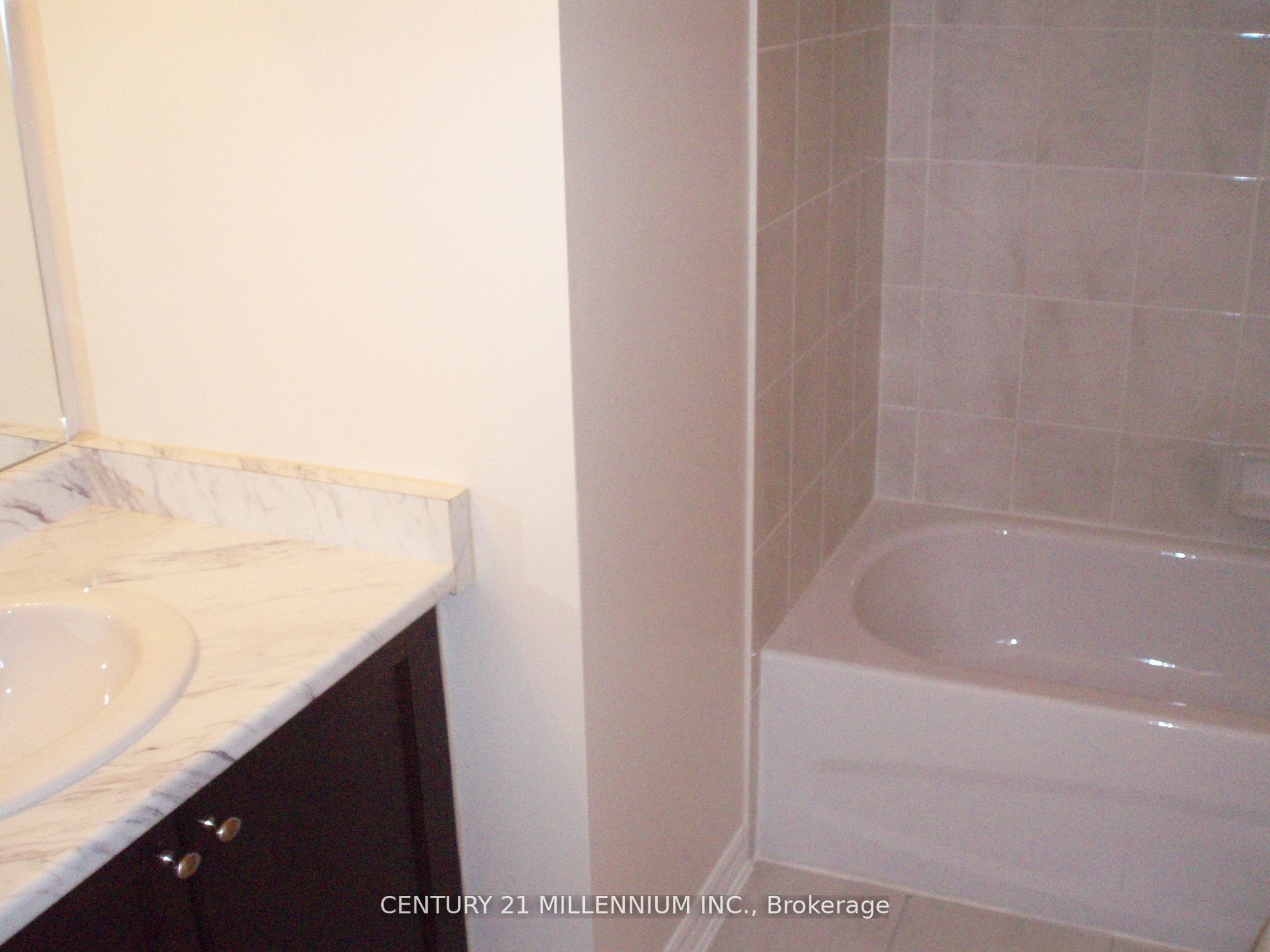 62 Magdalene Crescent Property Photo 11