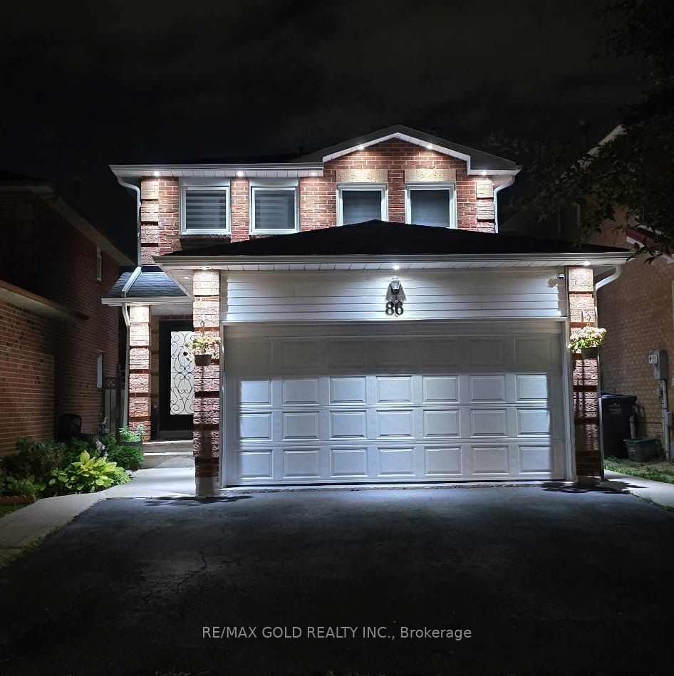 86 Whitehaven Drive Property Photo 1