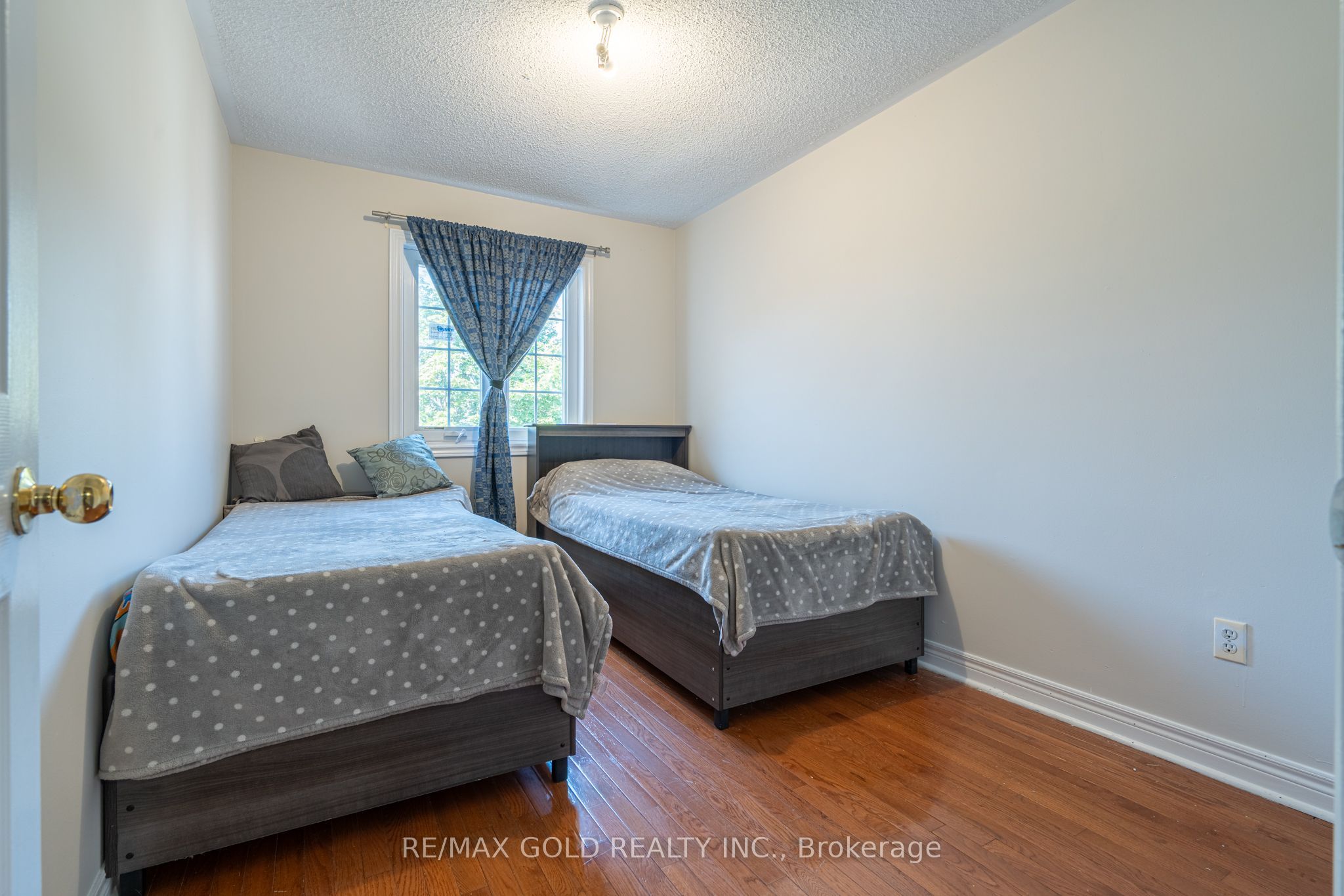 121 Bighorn Crescent Property Photo 25