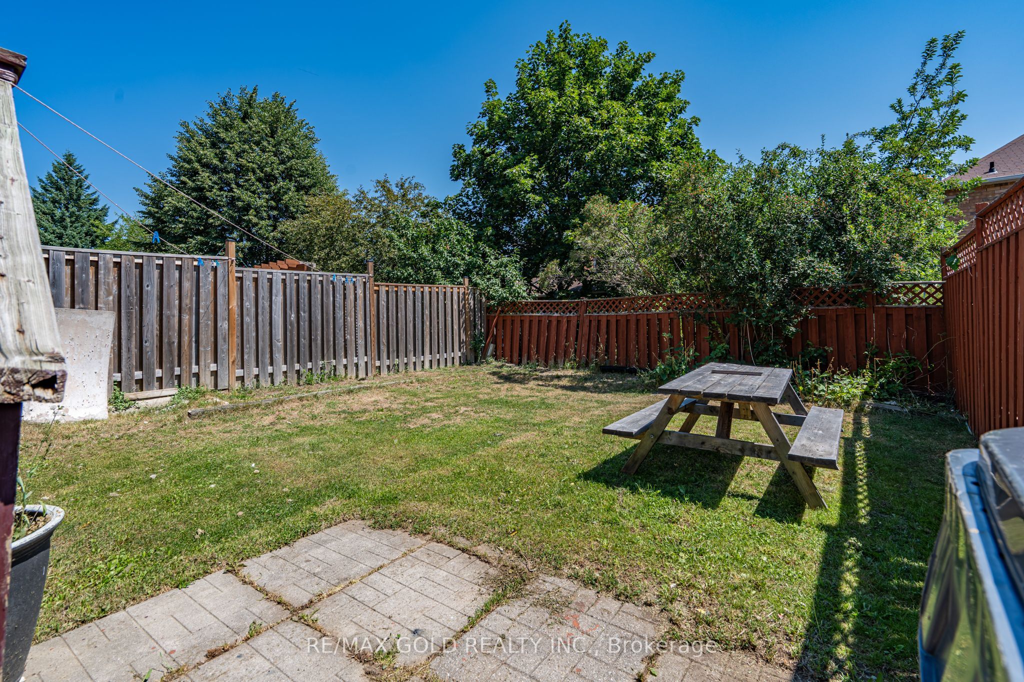 121 Bighorn Crescent Property Photo 34