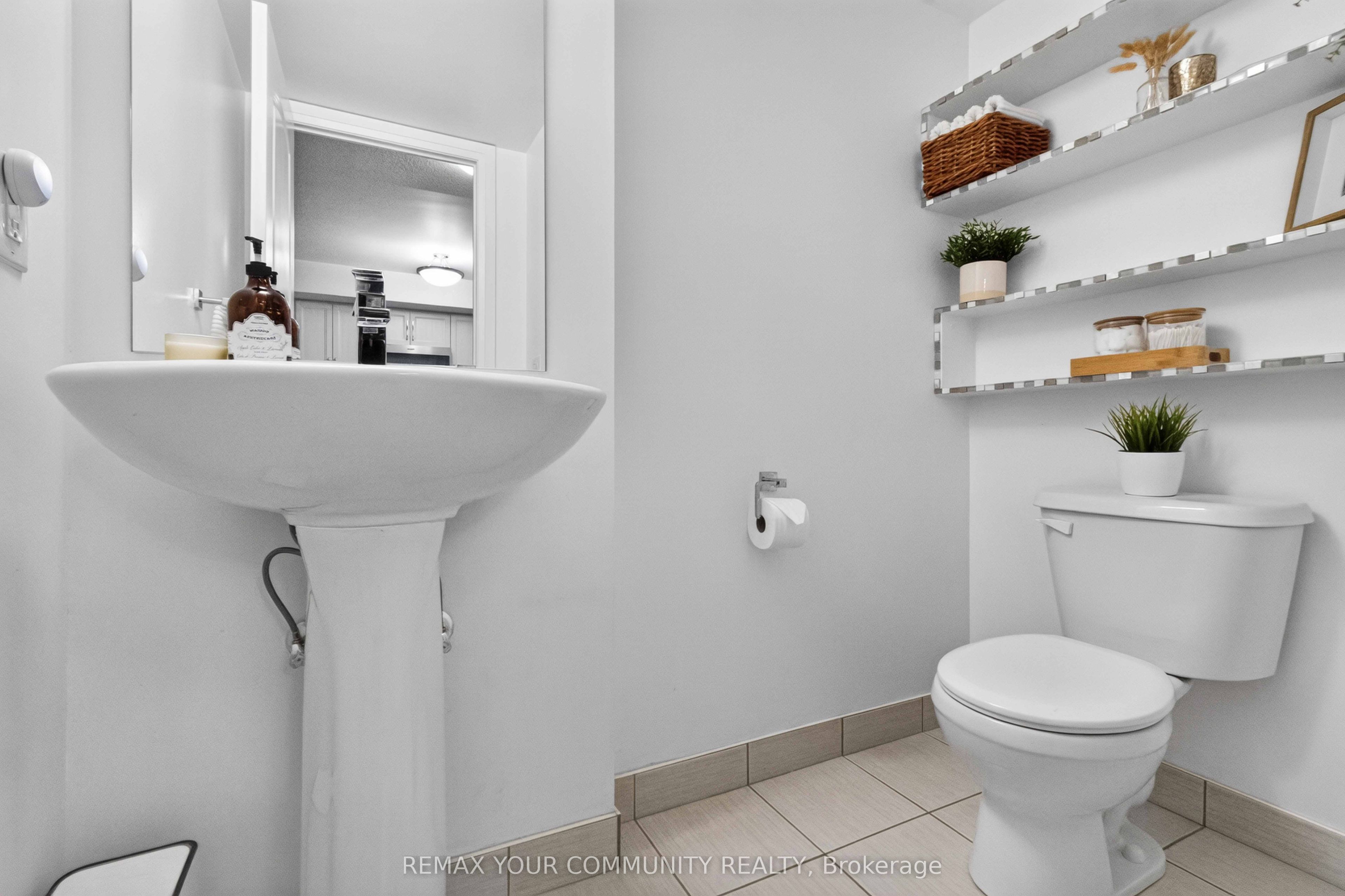 1060 Sheppard Avenue W 902 Property Photo 25