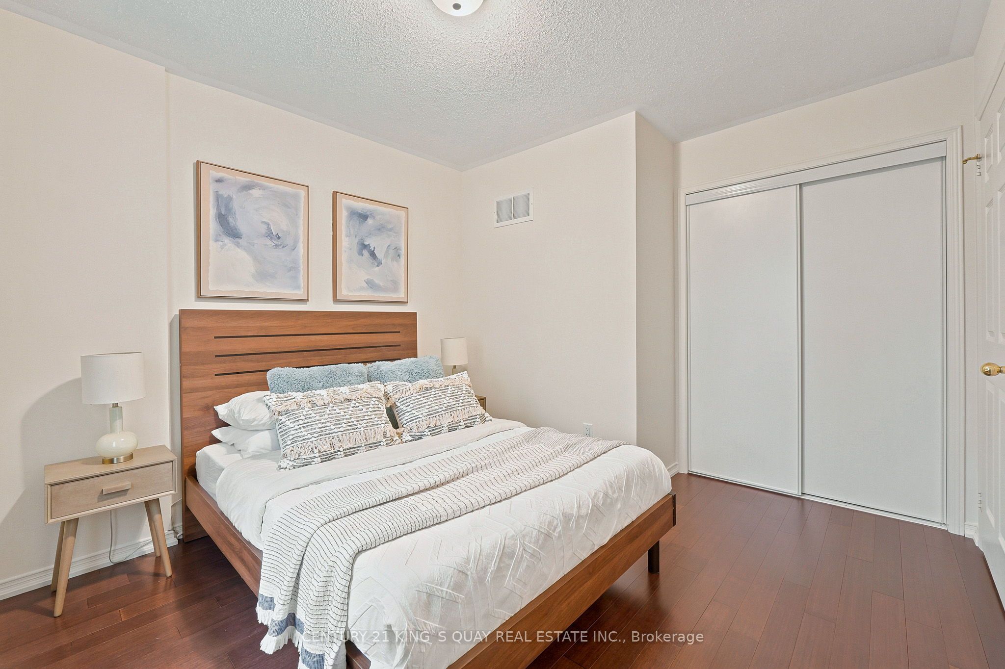 619 Evans Avenue 22 Property Photo 26